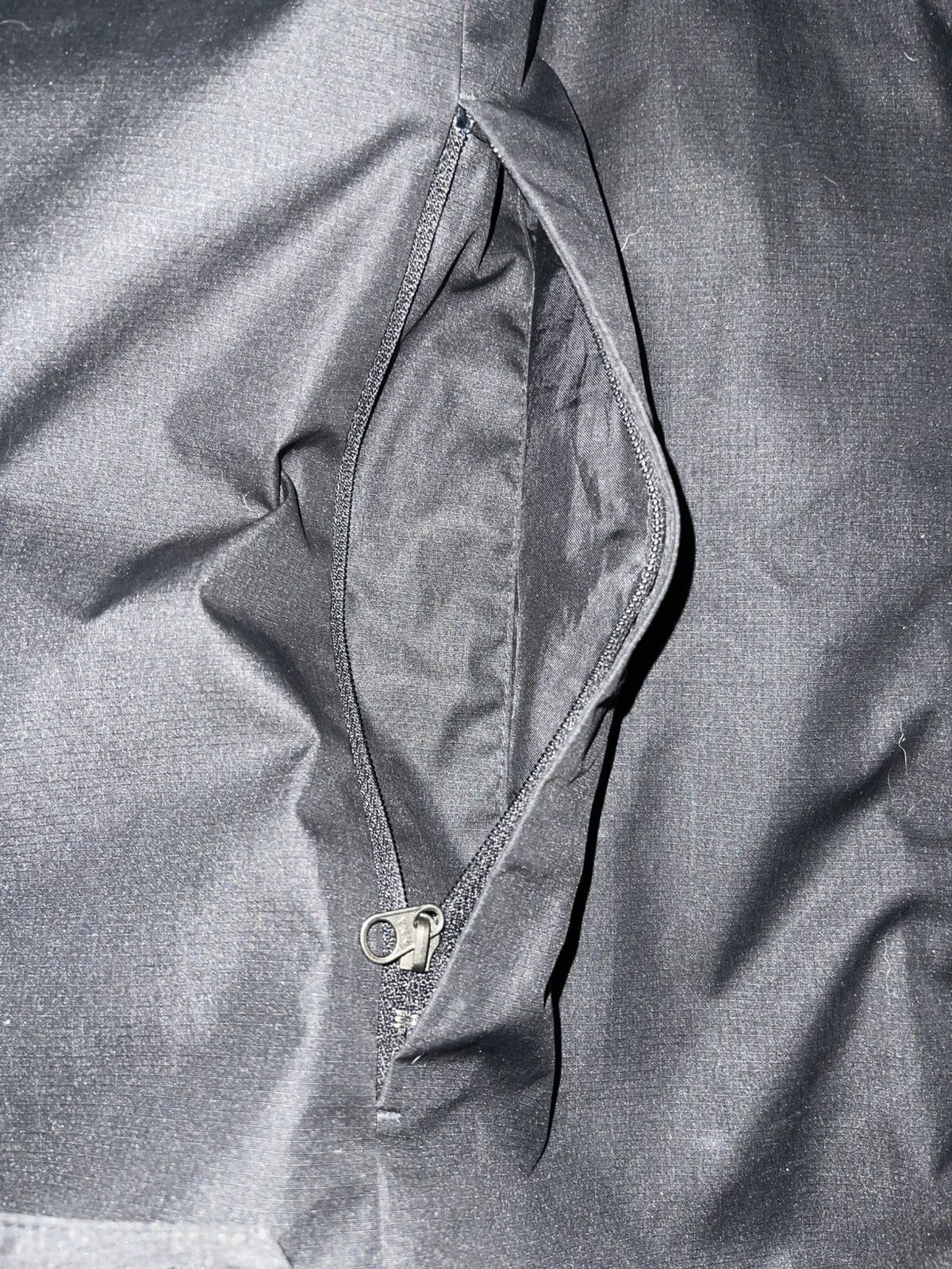 Nike × Vintage Vintage Windbreaker Nike Jacket Black L Size US L / EU 52-54 / 3 - 10 Thumbnail
