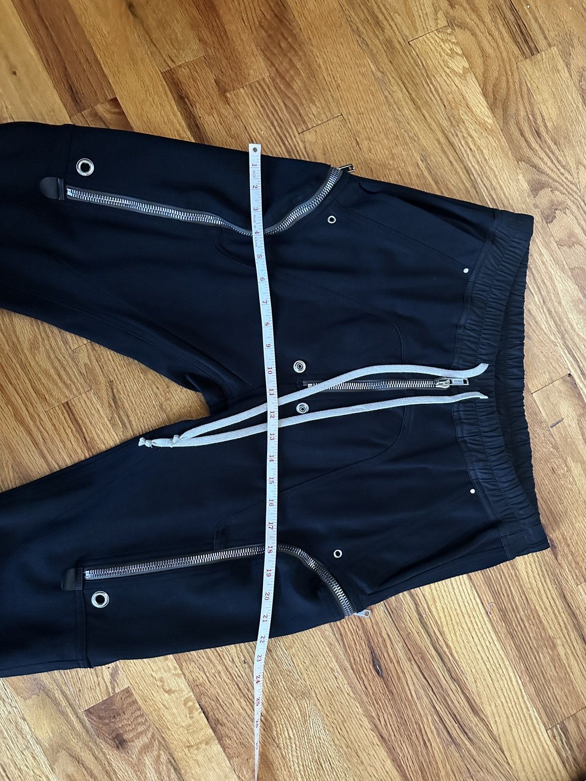 Rick Owens NEW F/W21 GETHSEMANE Black Bauhaus Zip Detail Cargo Pants Size 32" / US 10 / IT 46 - 11 Thumbnail