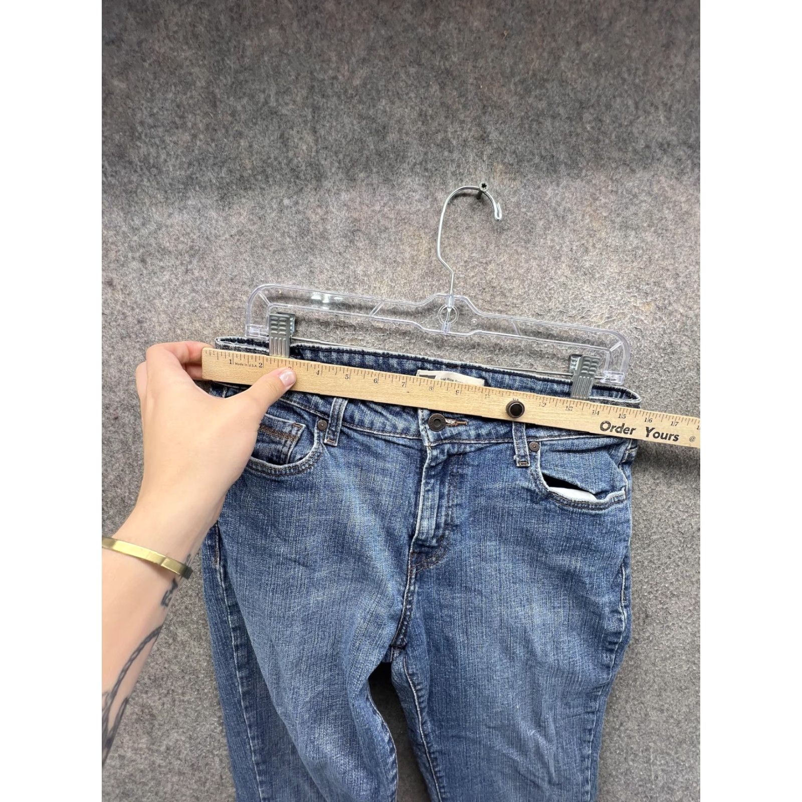 Levi's VINTAGE Levis Mid Rise Skinny Jeans Womens 12S 31x30 Blue Medium Wash Slim Fit Denim Size 34" / US 12 / IT 48 - 2 Thumbnail