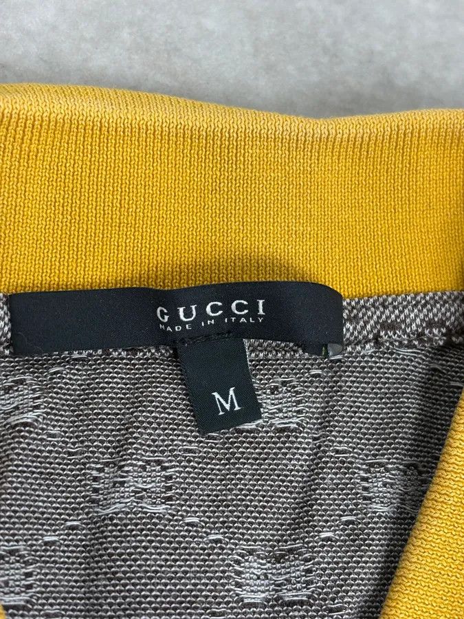 Gucci 2000s Gucci Grey Monogram Contrast Yellow Collar Polo Size US S / EU 44-46 / 1 - 11 Thumbnail