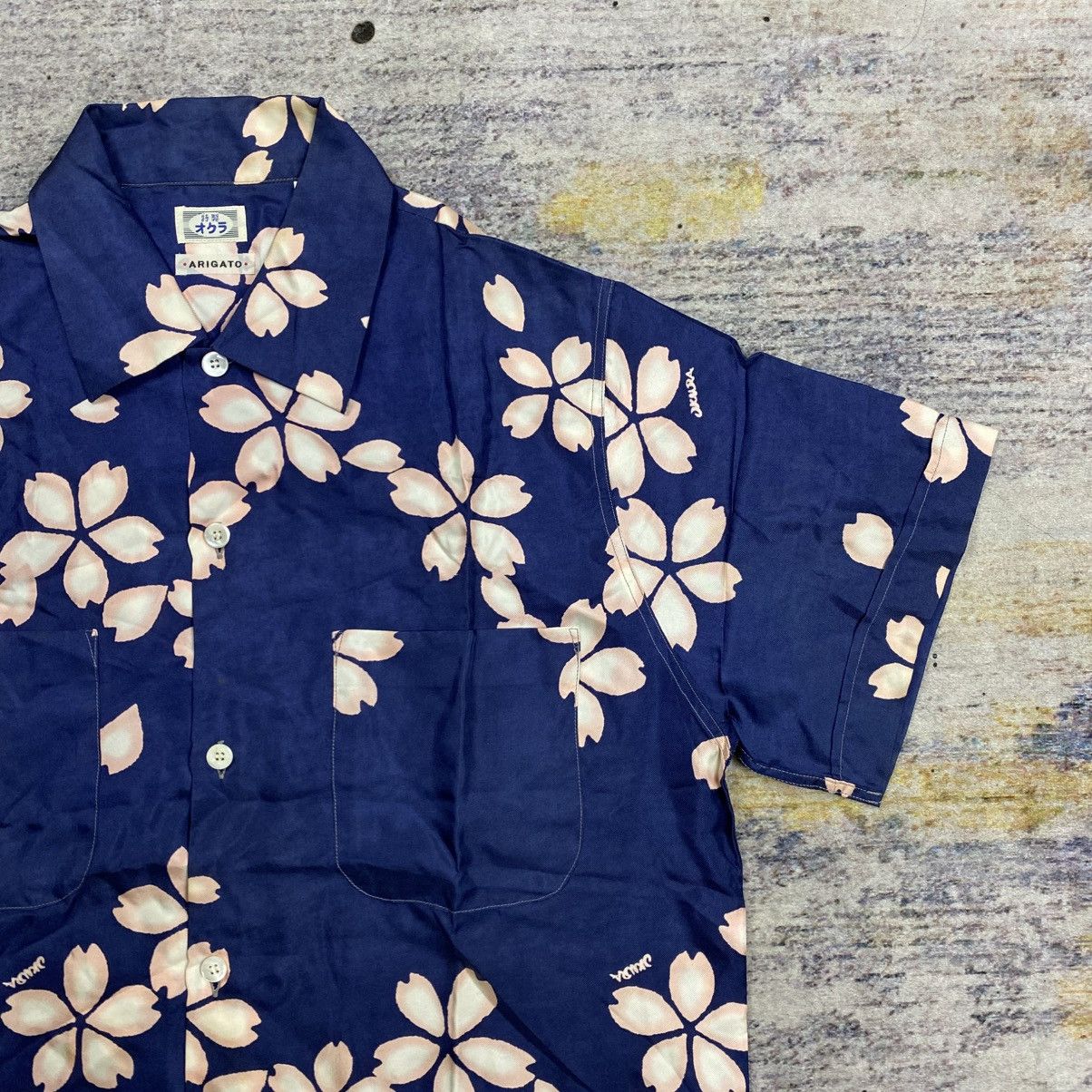 Japanese Brand pure blue arigato flower hawaiian silk shirt Size US M / EU 48-50 / 2 - 4 Thumbnail