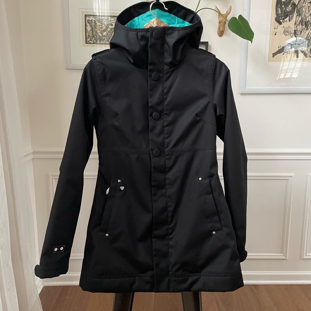 image of Burton The White Collection Snow Boarding Dryride Coat Black, Women's (Size Small)