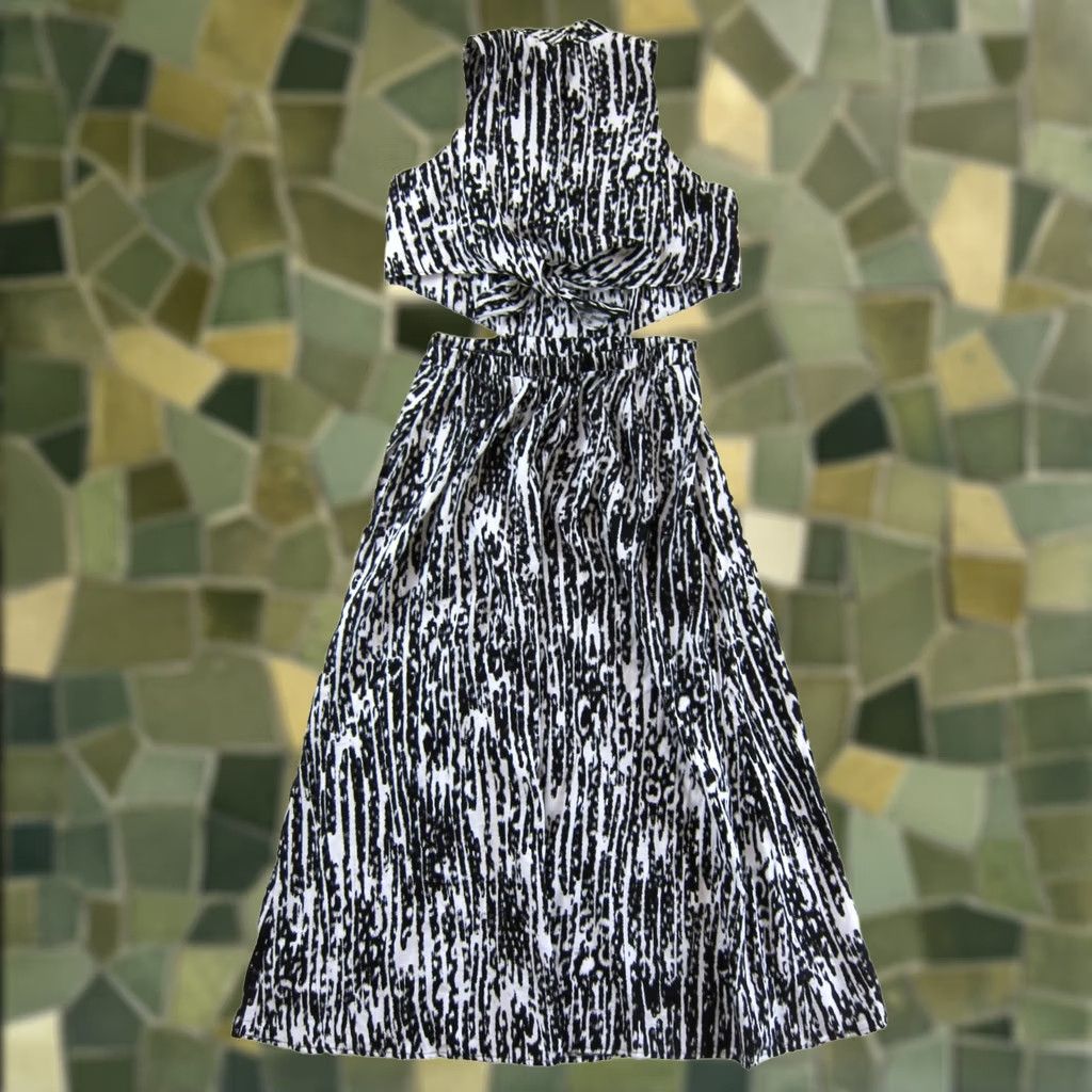 Skin Sofia Vergara Dress NWT Hilama Skin High Neck Cut Out Black M 8-10 Size M / US 6-8 / IT 42-44 - 1 Thumbnail