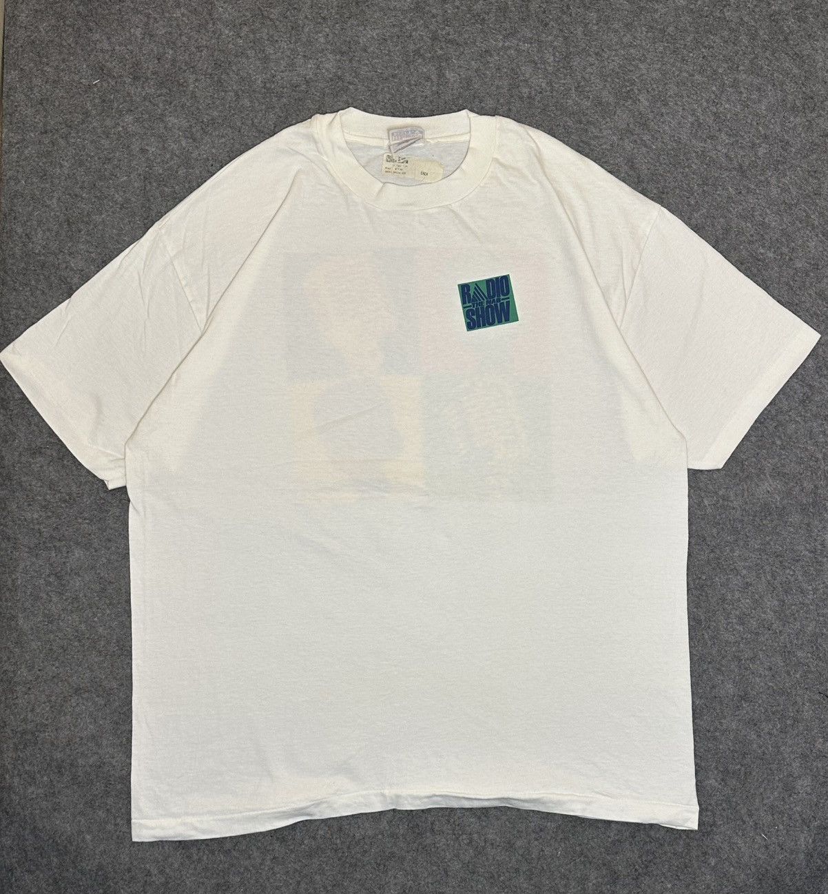 Hanes Vintage "Radio Show" logo. Size US XL / EU 56 / 4 - 3 Thumbnail
