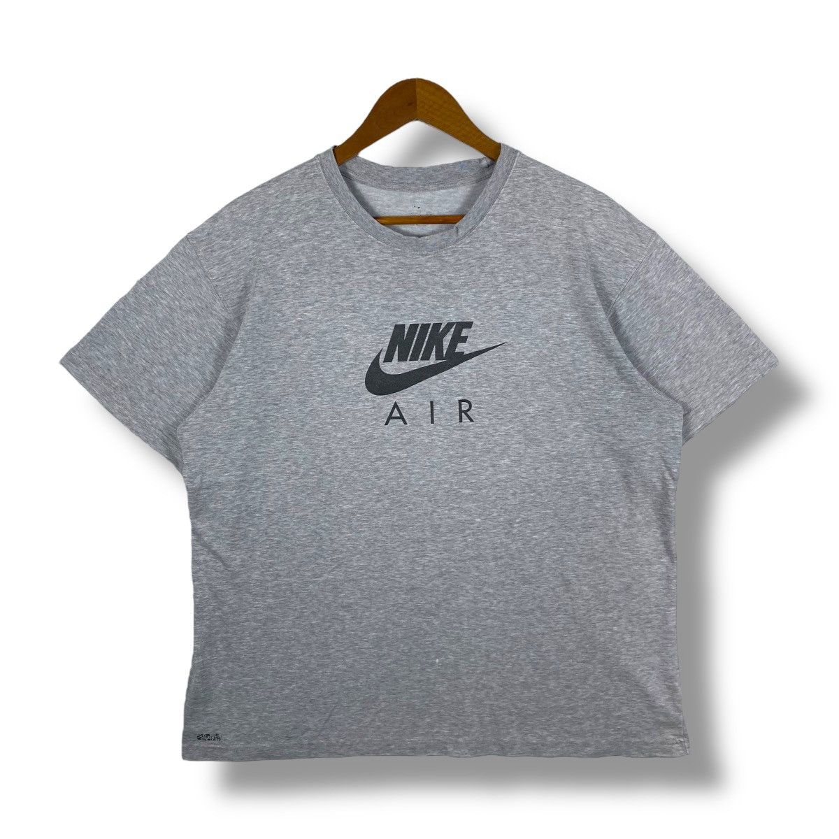 Nike × Vintage Vintage 00's NIKE AIR MAX '87 The Max Shoe Graphic Tee Large Size US L / EU 52-54 / 3 - 1 Thumbnail