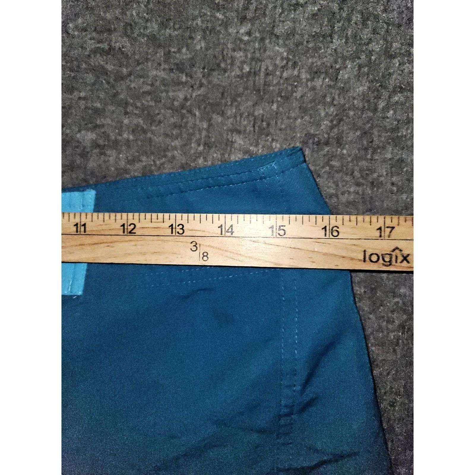 Under Armour Under Armour Swim Trunks Men 30 Teal Loose Heatgear Flap Pocket Beach Swimming Regular Size 30 Blue Logo Pockets Quick Dry N/A Size US 30 / EU 46 - 4 Thumbnail