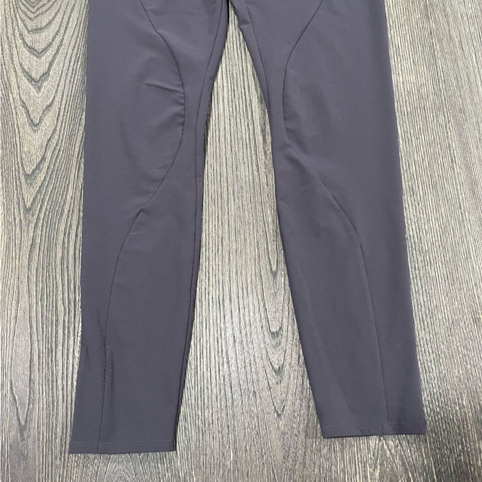 Athleta Athleta Womens Quest Hybrid Hiking Tight Leggings Stretch Size 28" / US 6 / IT 42 - 2 Thumbnail