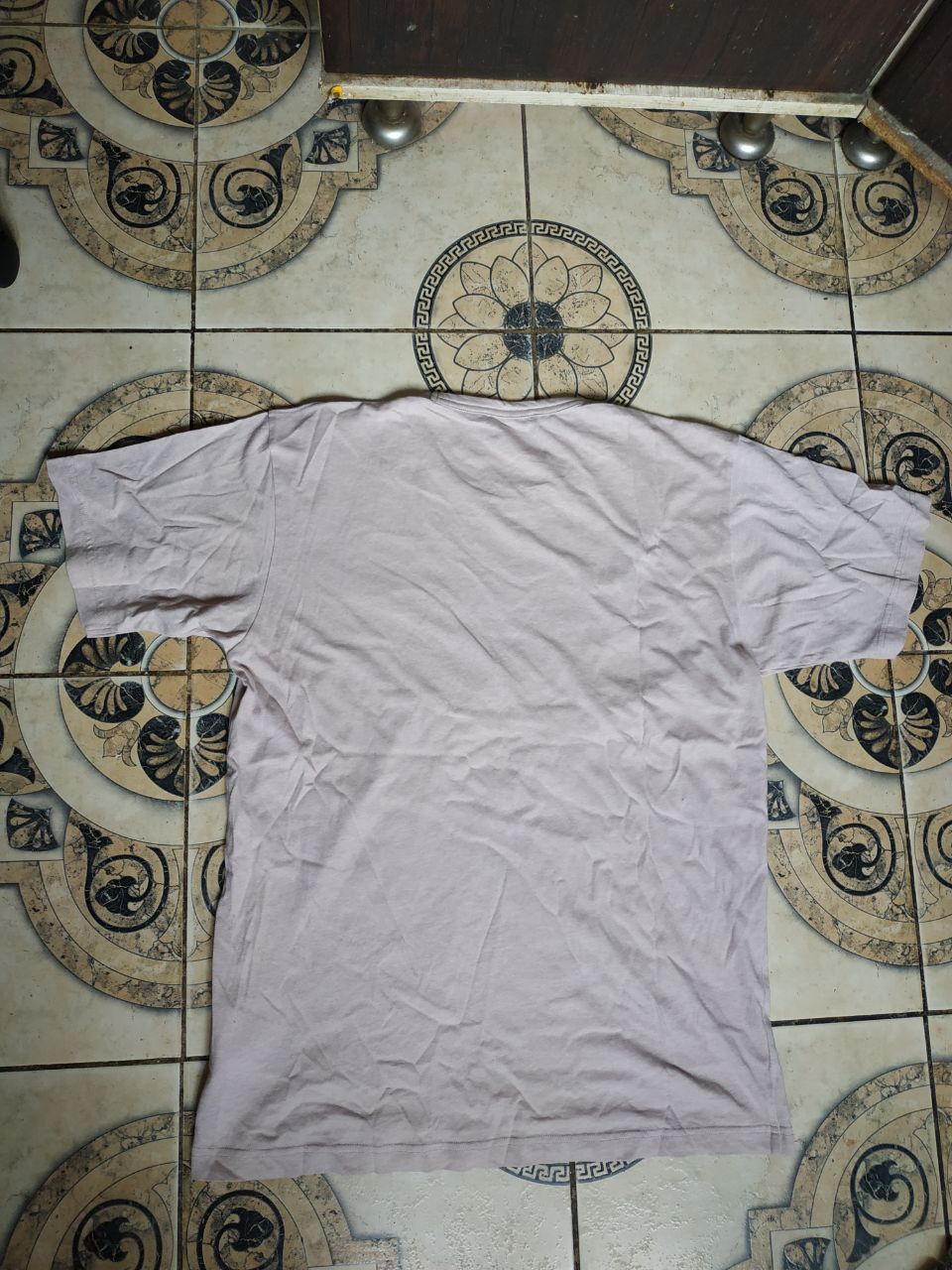 Acne Studios Acne Studios Face Patch Logo T-Shirt Beige Size L Size US L / EU 52-54 / 3 - 14 Thumbnail