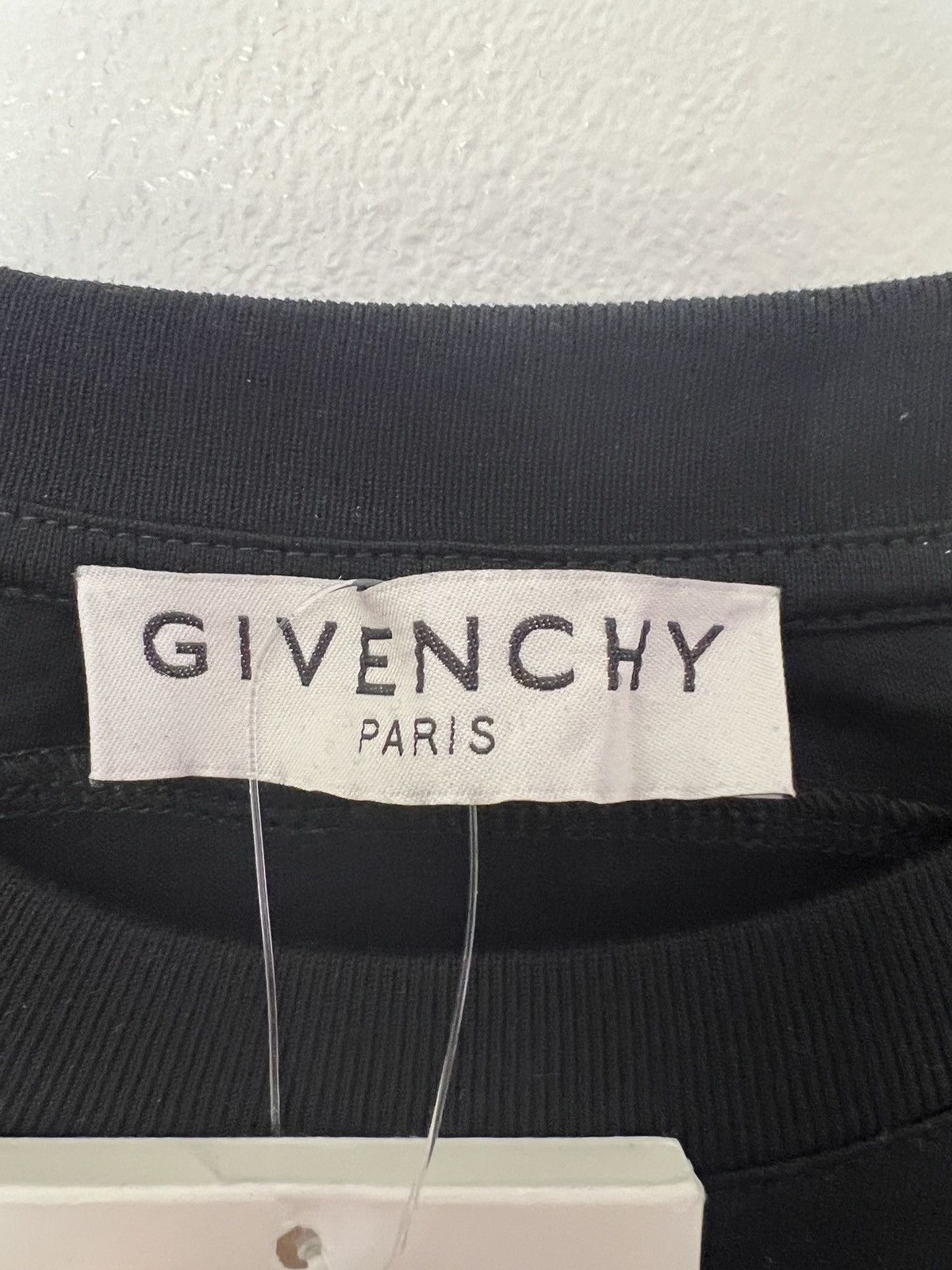 Givenchy Givenchy reflective back logo t shirt Size US S / EU 44-46 / 1 - 3 Thumbnail