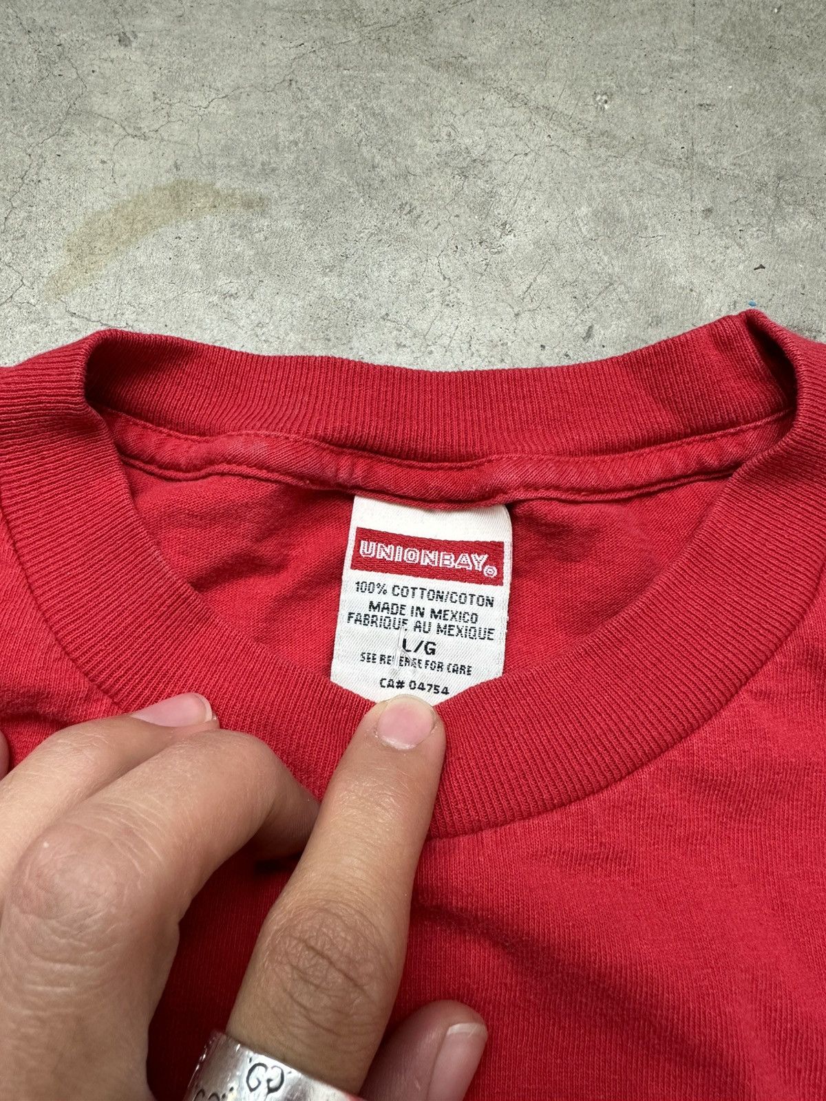 UNIONBAY Unionbay Crest Logo Tee Large Red Size US L / EU 52-54 / 3 - 3 Thumbnail
