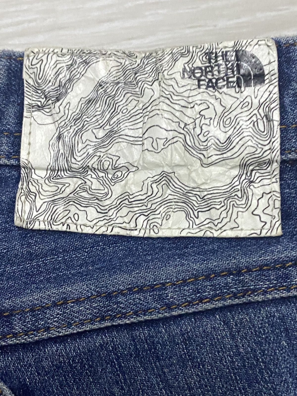 The North Face Vintage The North Face Distressed Slim Fit Jeans Size US 33 - 13 Thumbnail
