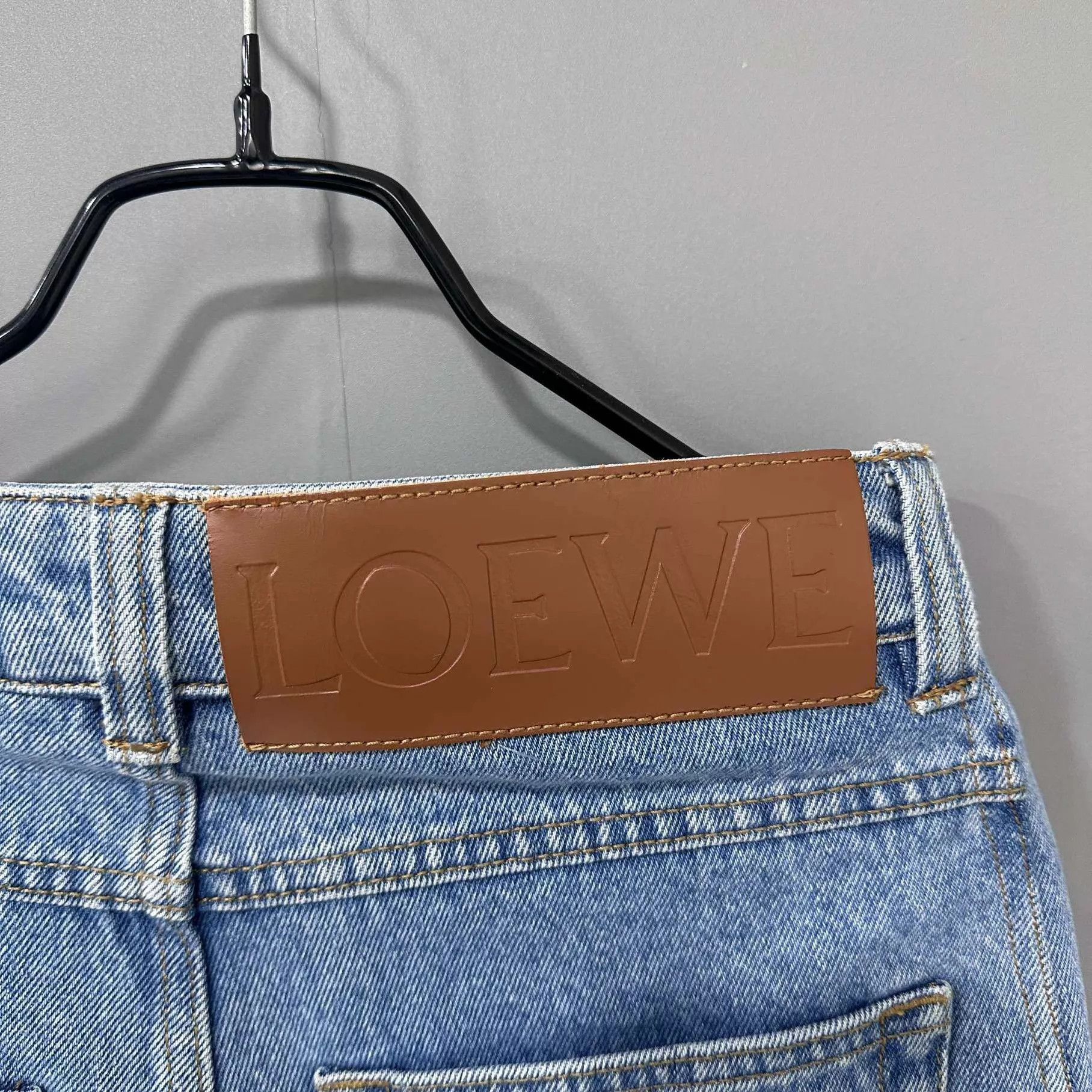 Loewe LOEWE cuffed jeans 32 Size 24" / US 00 / IT 34 - 4 Thumbnail
