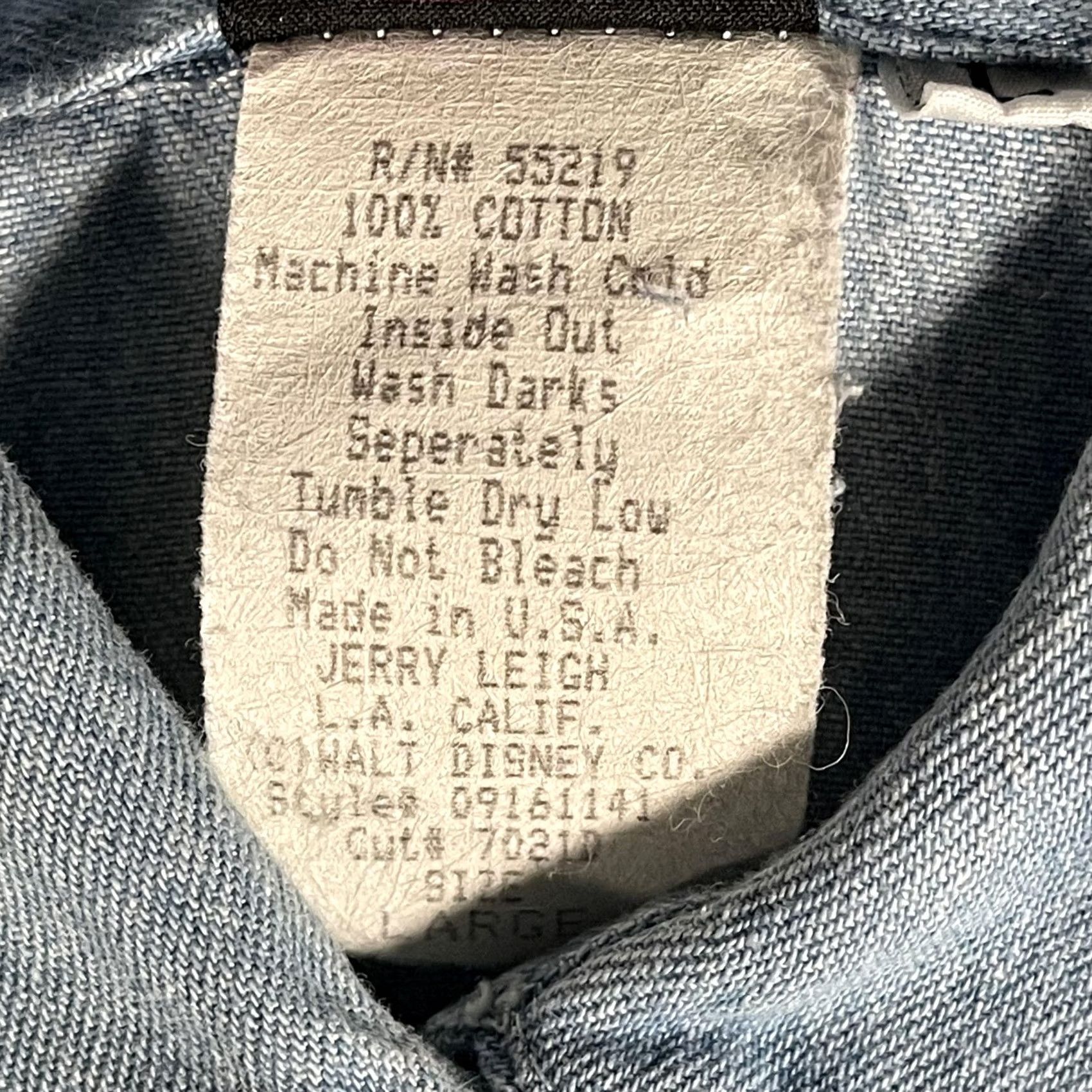 Disney VINTAGE Disney Mickey Unlimited Shirt Mens Large Denim Sleeveless Made USA 90s Size US L / EU 52-54 / 3 - 5 Thumbnail