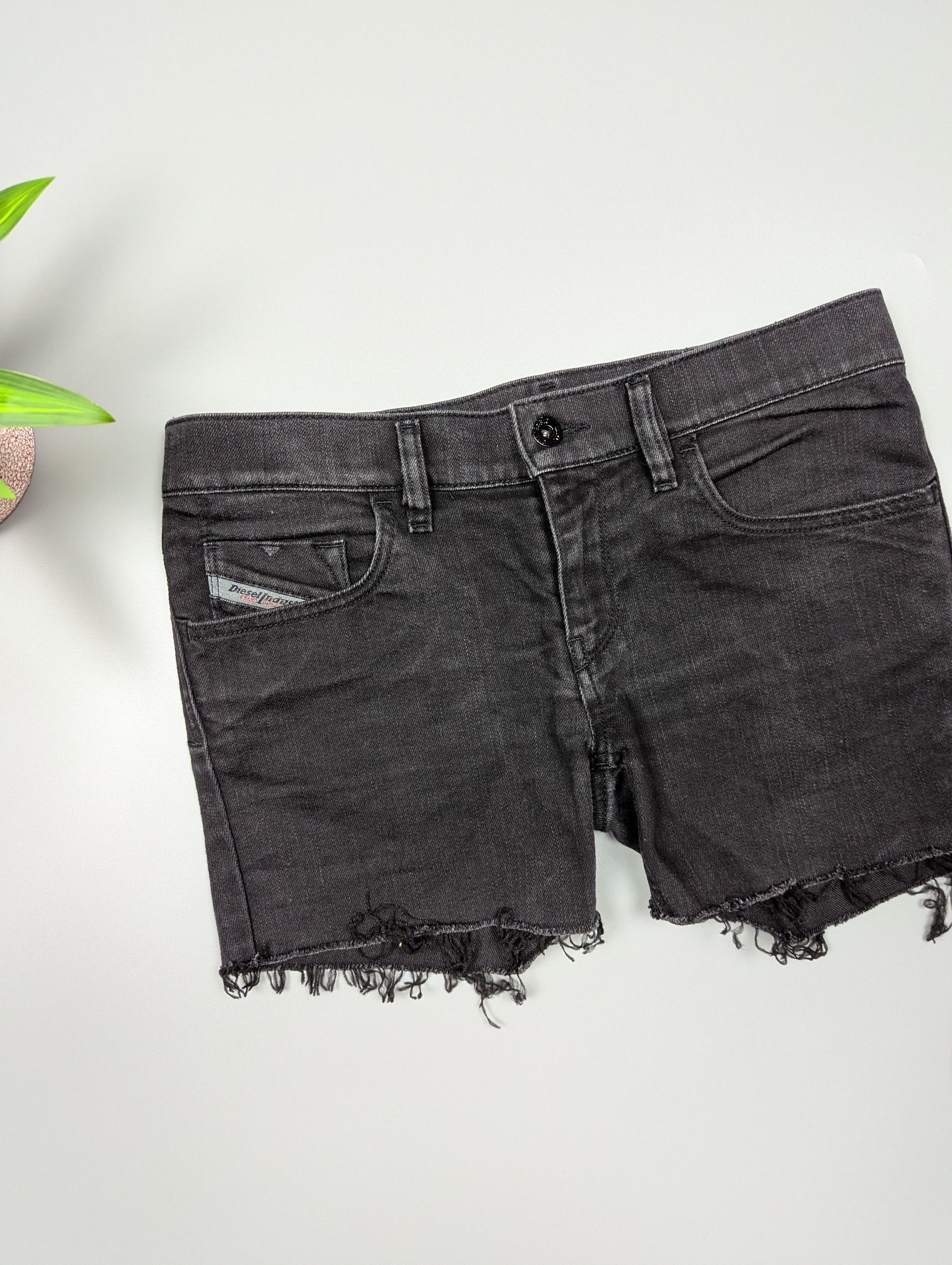 Diesel Vintage Women's Super Slim Stretch Black Distressed Shorts Size 29" - 3 Thumbnail