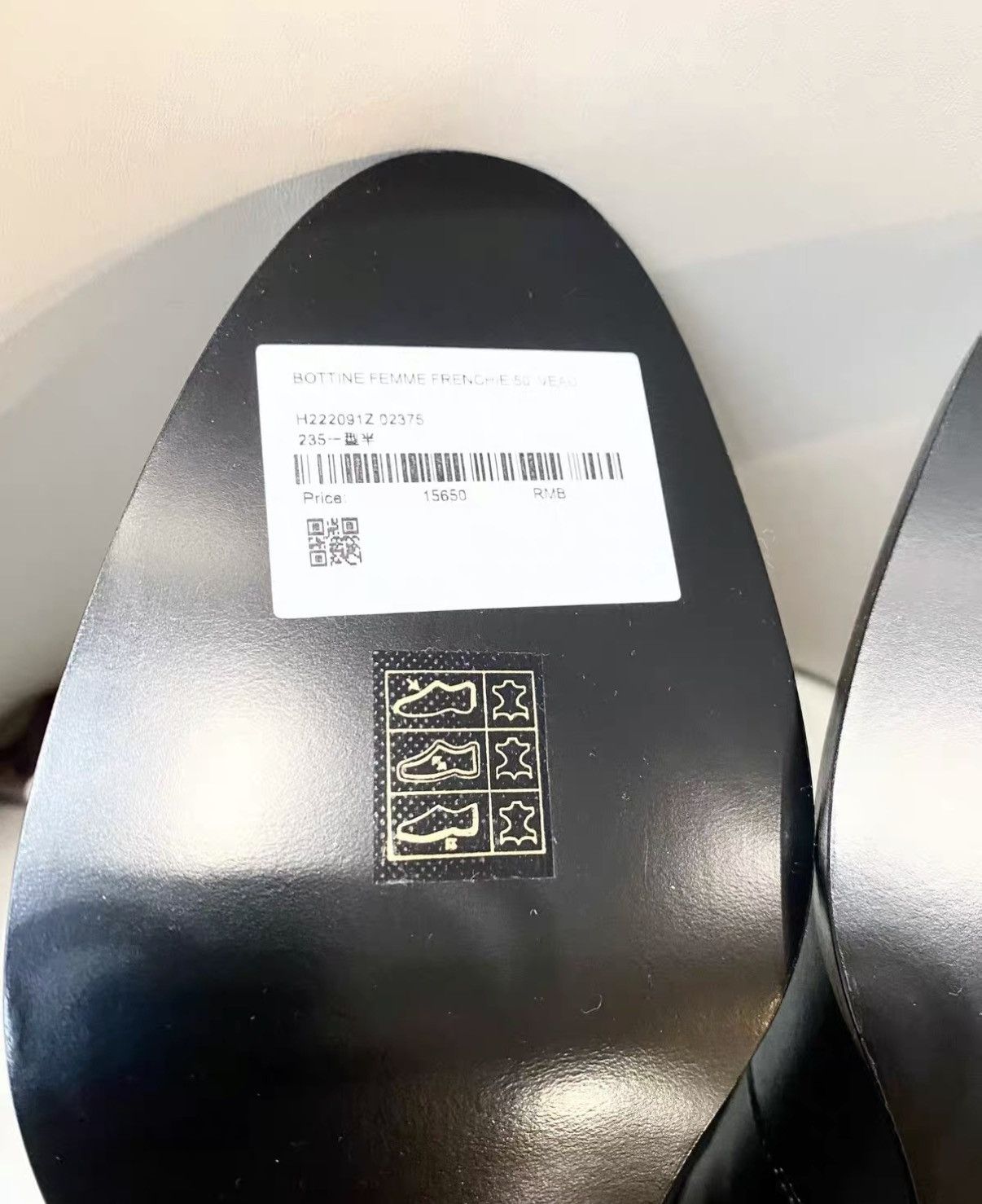 Hermes Hermès Classic Calfskin Ankle Boots with Kelly Buckle J33 Size US 7.5 / IT 37.5 - 8 Thumbnail