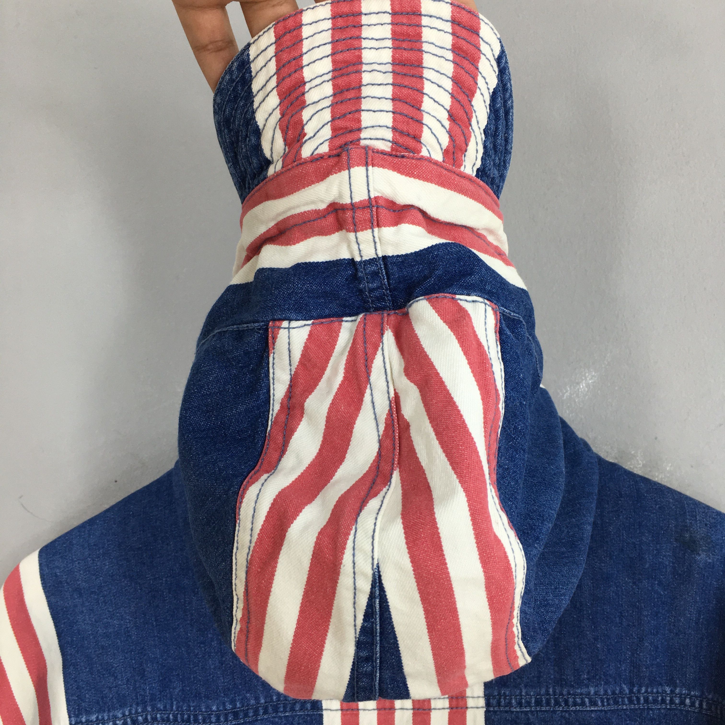 Armani Vintage 90's Armani Jeans Denim Trucker Jacket Hoodie Large Size US L / EU 52-54 / 3 - 12 Thumbnail