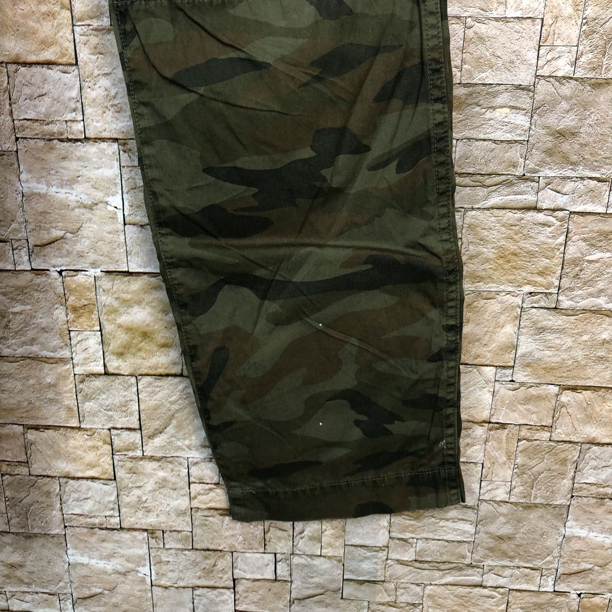 LOWRYS FARM Lowrys Farm Pantera Camo Green Cargo Multipocket Pants #A592 Size US 31 - 12 Thumbnail