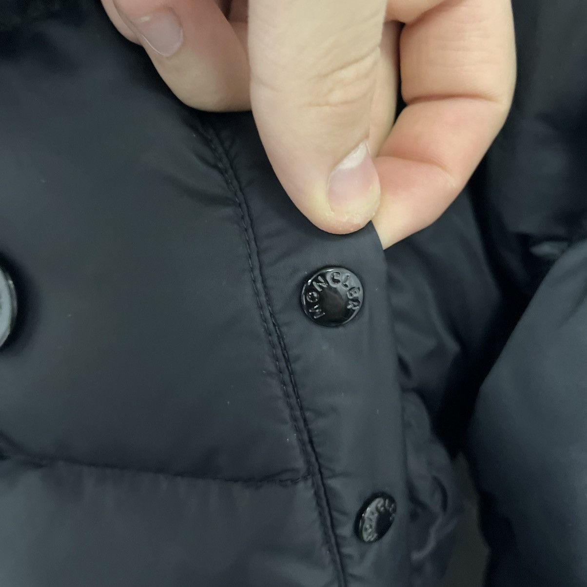 Moncler Moncler Parka Puffer Black fur Jacket Size M / US 6-8 / IT 42-44 - 9 Thumbnail