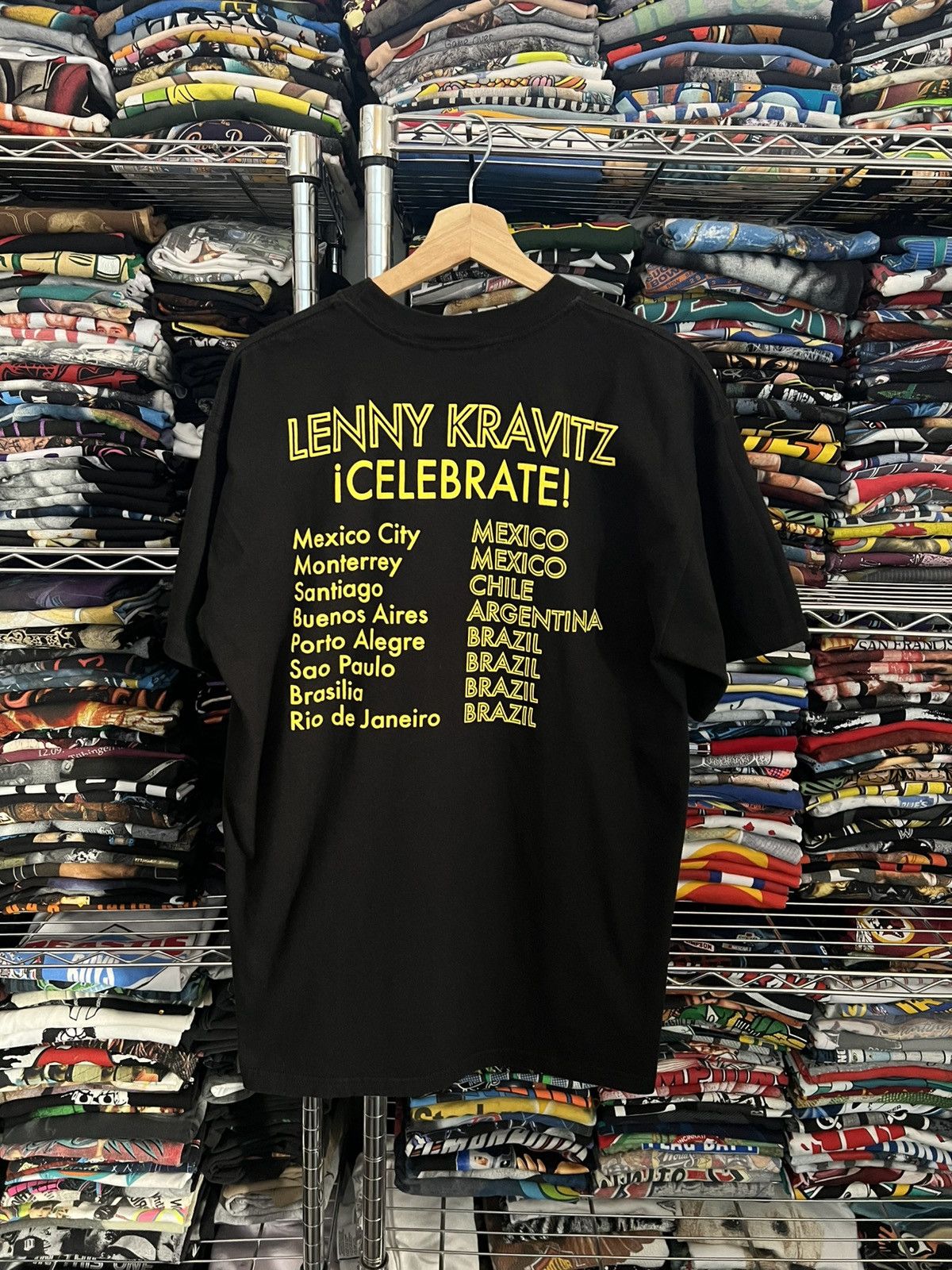 Band Tees 2000s Lenny Kravitz Latin American Tor Tee Size US XL / EU 56 / 4 - 2 Thumbnail