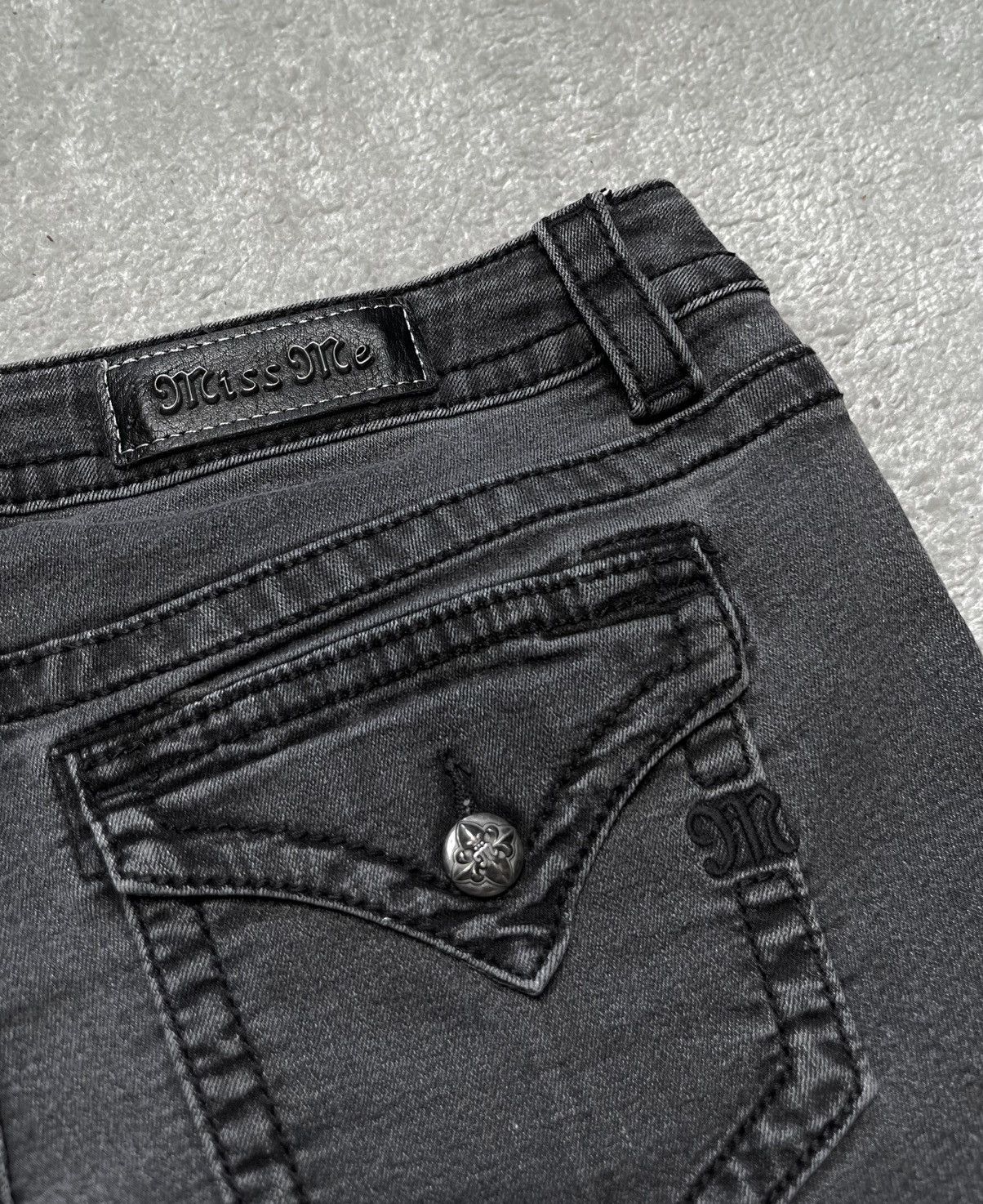 Miss Me Vintage Grey Mini Denim Skirt Basic Miss Me Low Rise Hip Size 31" - 3 Thumbnail
