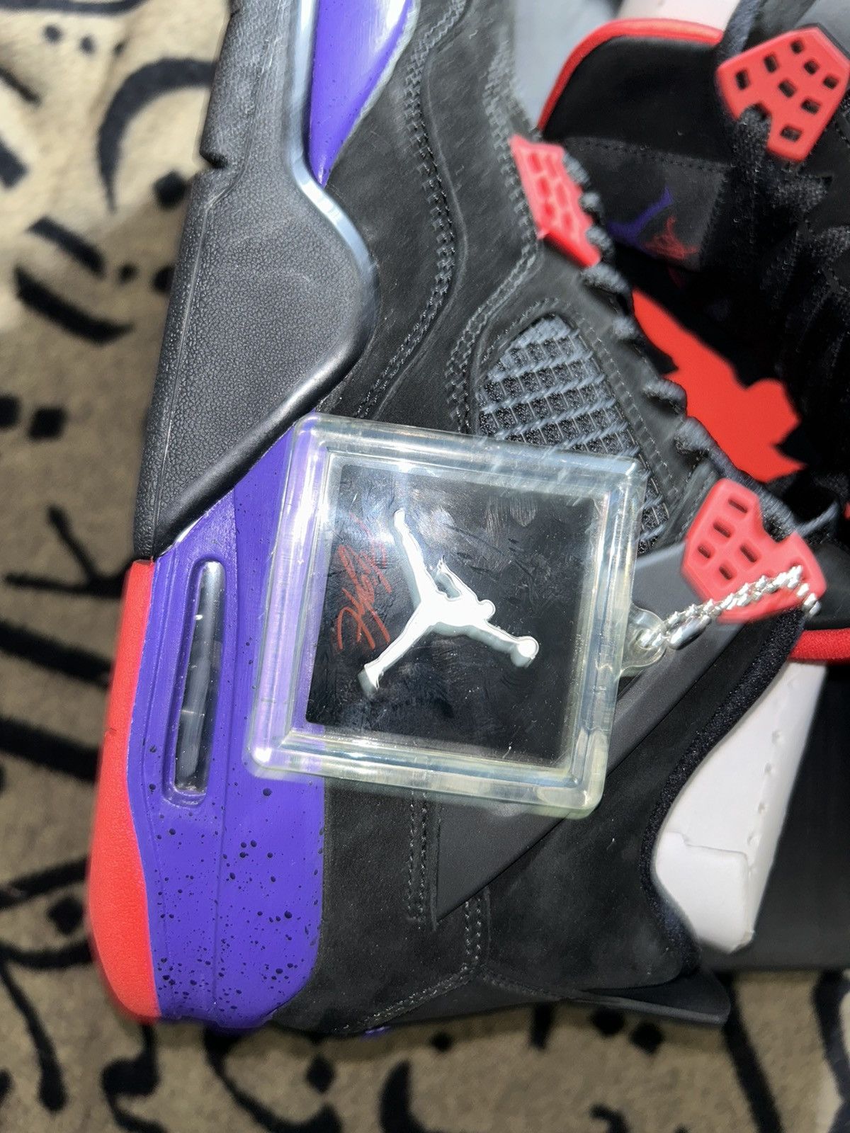 Jordan Brand 2019 Air jordan IV 4 “Drake Edition” Raptors Size US 9.5 / EU 42-43 - 6 Thumbnail