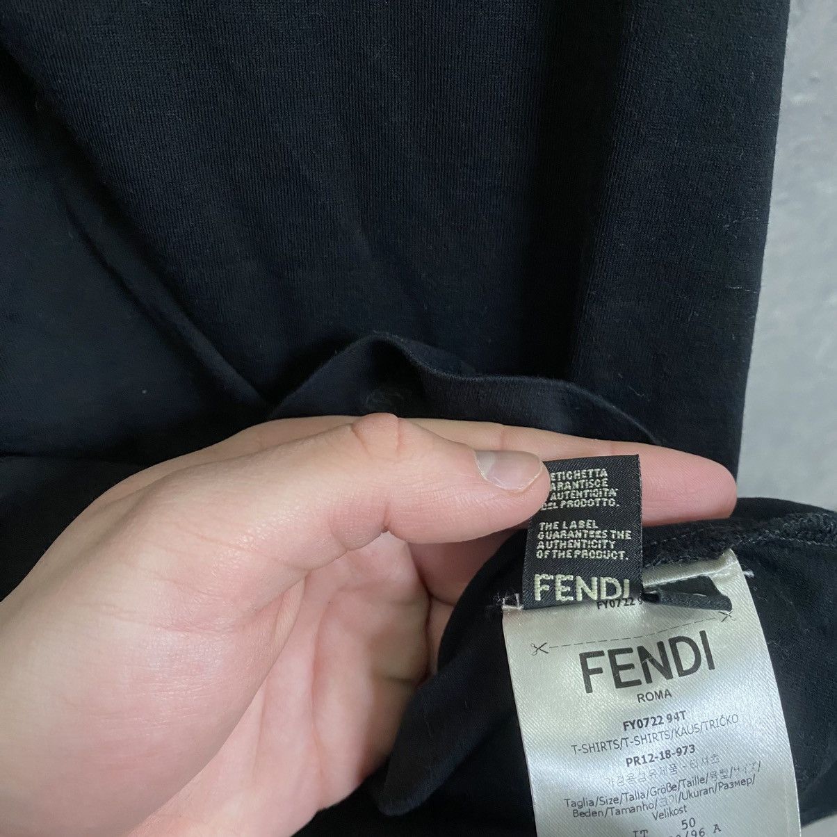 Fendi Fendi T-Shirt Size US L / EU 52-54 / 3 - 9 Thumbnail