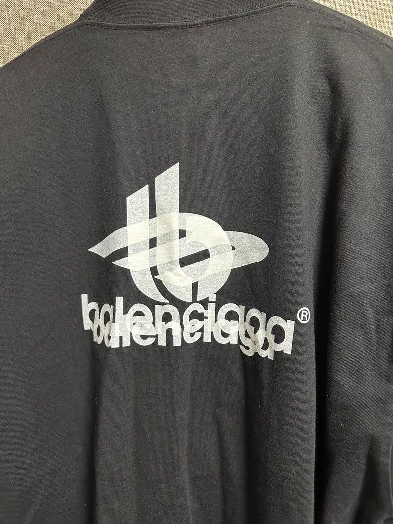 Balenciaga Balenciaga Double Layer Stacked Logo Long Sleeve T-Shirt Size US S / EU 44-46 / 1 - 4 Thumbnail