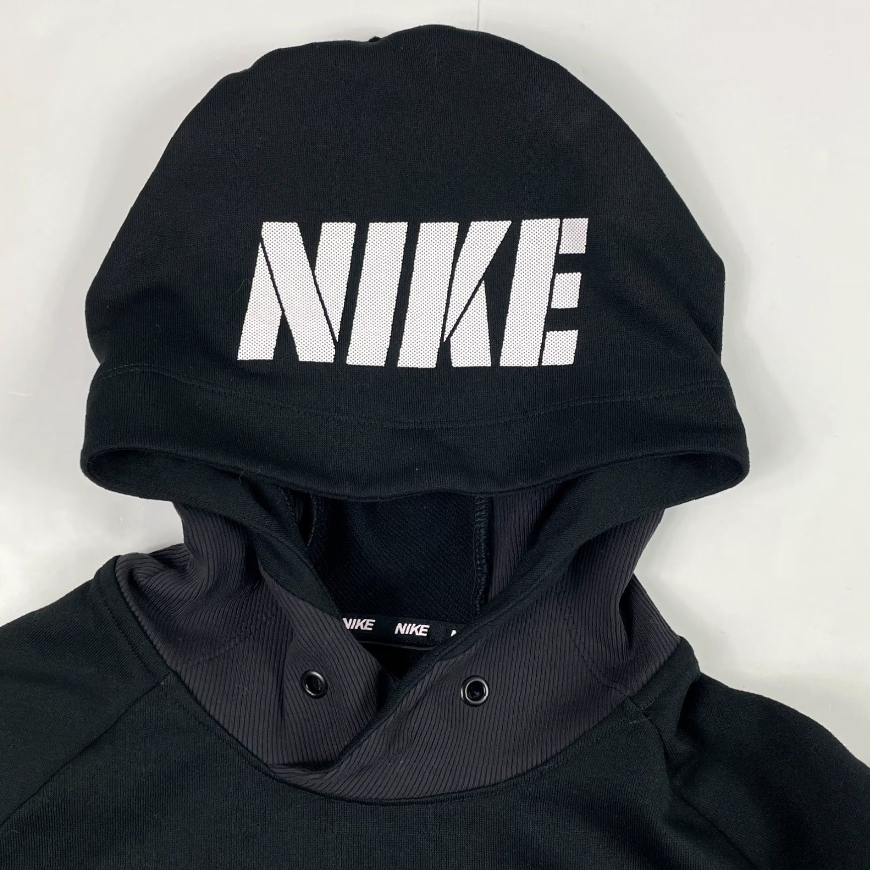 Nike VINTAGE Nike Hoodie Mens M Black Dri Fit Short Sleeve Workout Gym Training Lined Size US M / EU 48-50 / 2 - 7 Thumbnail