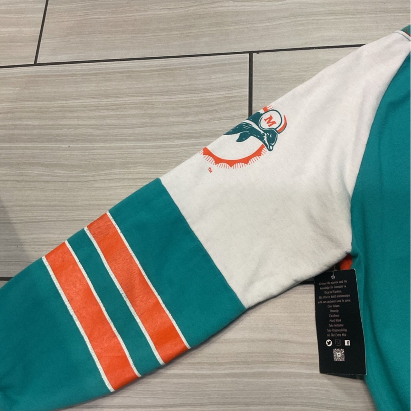 Vintage Vintage 90s Miami Dolphins NFL Crewneck Sweatshirt Size US L / EU 52-54 / 3 - 5 Thumbnail