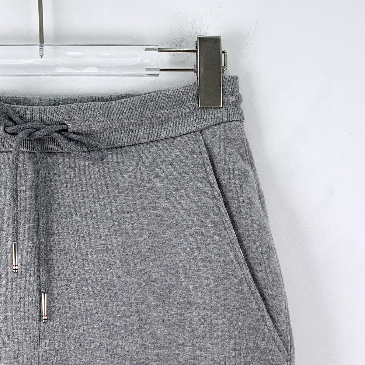 Thom Browne Thom Browne Grey Classic 4-Bar Cotton Casual Skirt K26WX Size 27" / US 4 / IT 40 - 3 Thumbnail