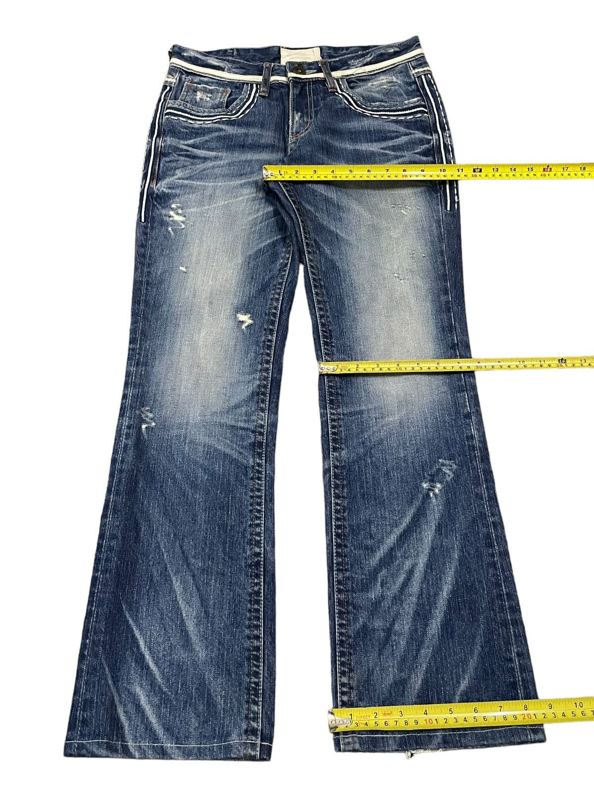 Vtg Y2K Japanese Strong Distinctive Stitch Style Flare Jeans