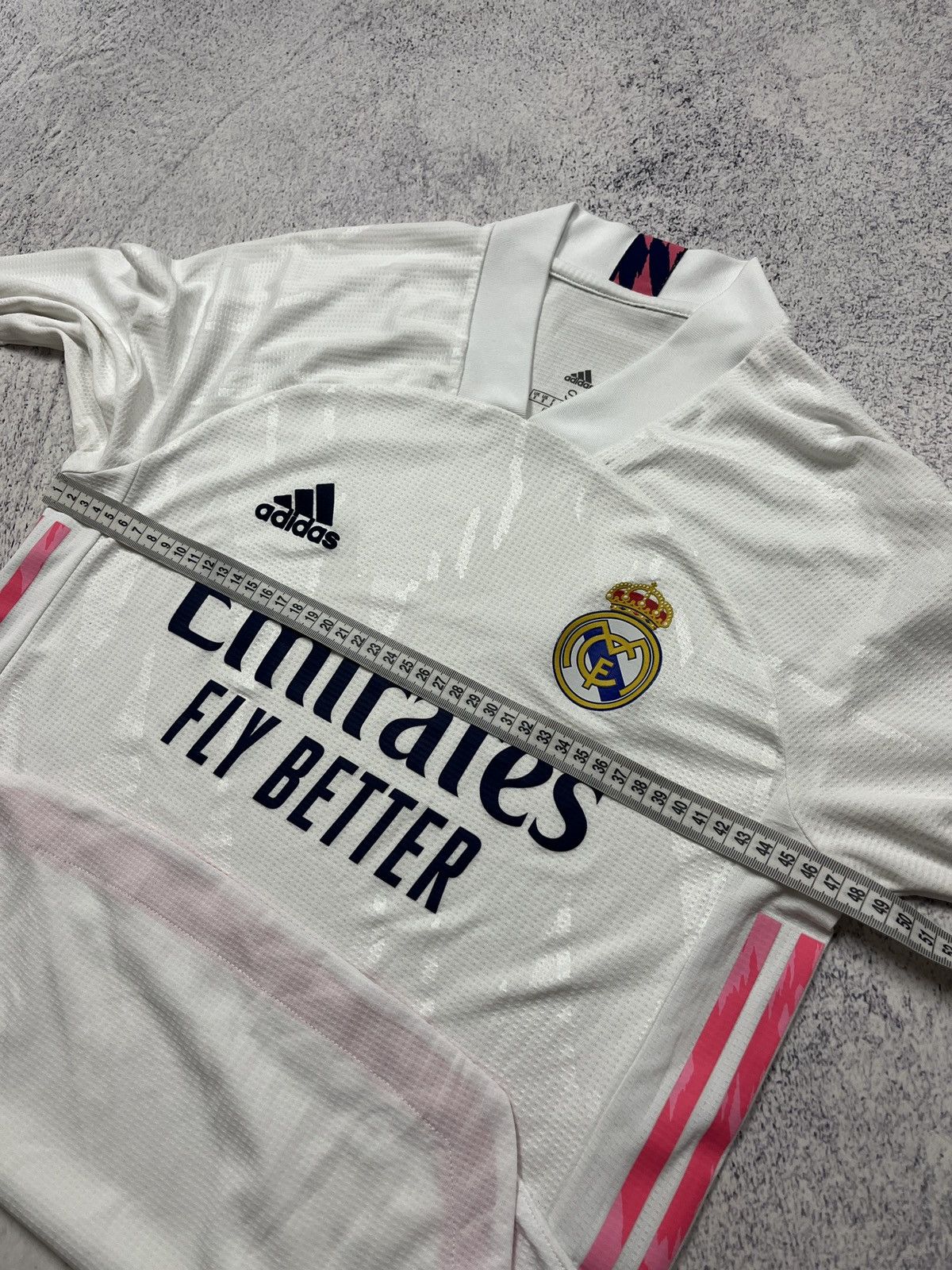 Adidas Real Madrid 2020/2021 Home Soccer Jersey Longsleeve Shirt Size US S / EU 44-46 / 1 - 11 Thumbnail
