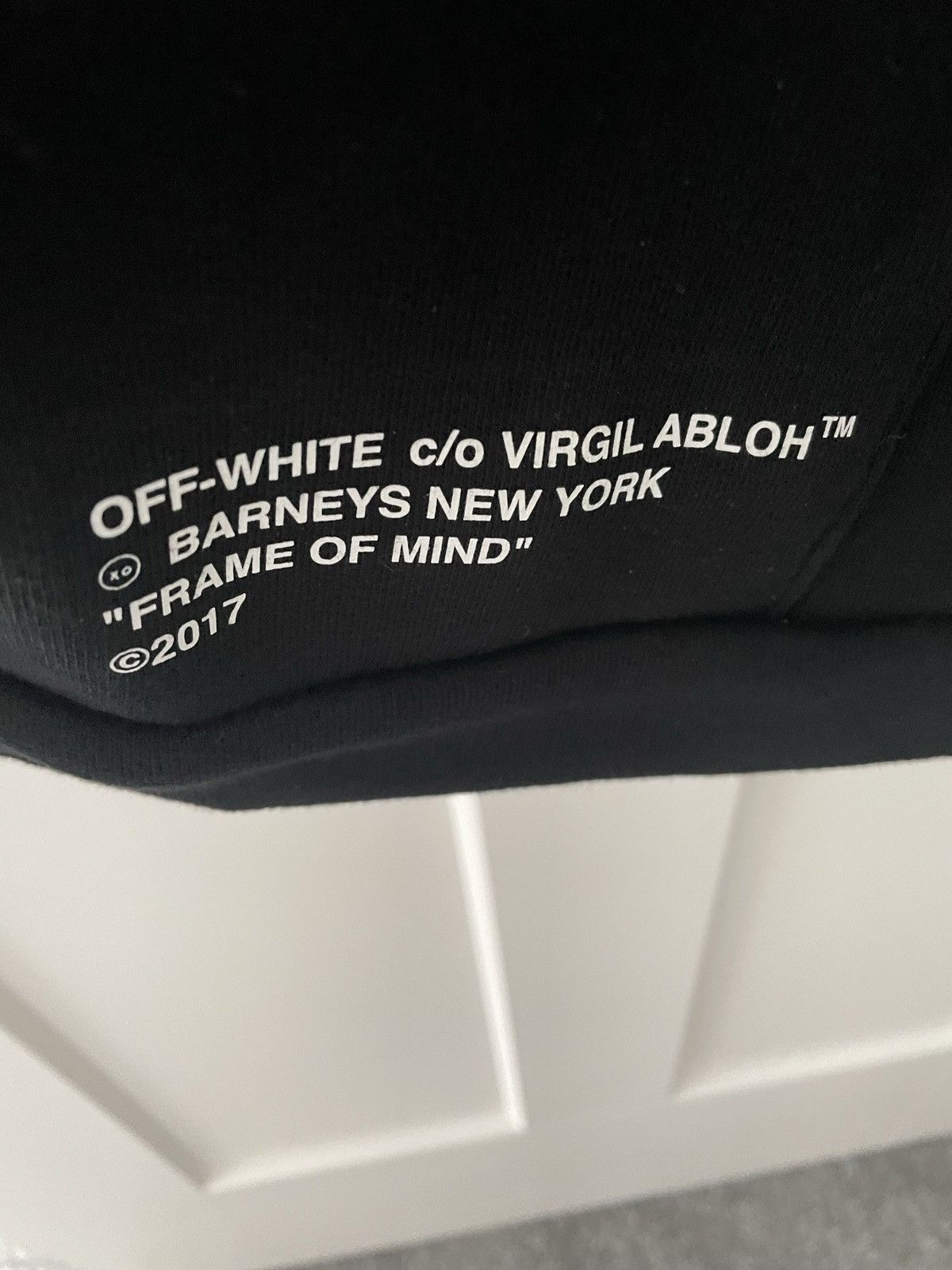 Off-White Off-White Virgil Abloh Barneys Frame of Mind Hoodie size XL Size US XL / EU 56 / 4 - 5 Thumbnail