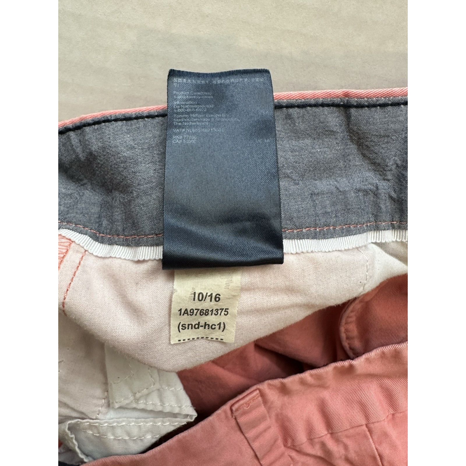Tommy Hilfiger Tommy Hilfiger Women's Chino Shorts Coral Pink sz 6, Cotton Size 28" / US 6 / IT 42 - 6 Thumbnail
