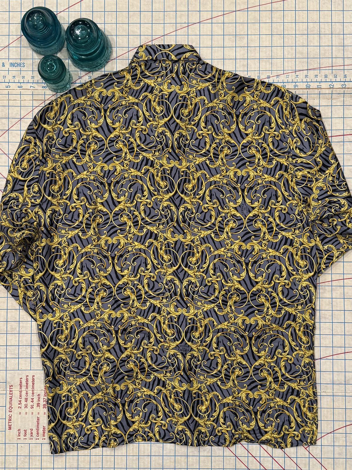 Versace Versace Classic V2 Baroque Silk Print Button Up Mens Medium Size US M / EU 48-50 / 2 - 12 Thumbnail