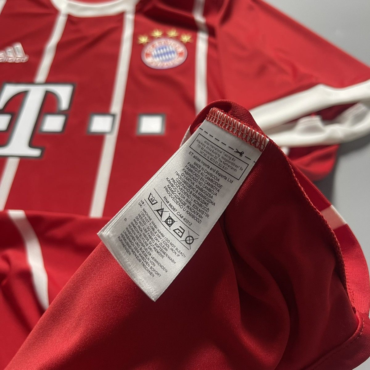 Vintage BAYERN ADIDAS 2017/2018 FOOTBALL HOME JERSEY #23 VIDAL Size US XXL / EU 58 / 5 - 9 Thumbnail
