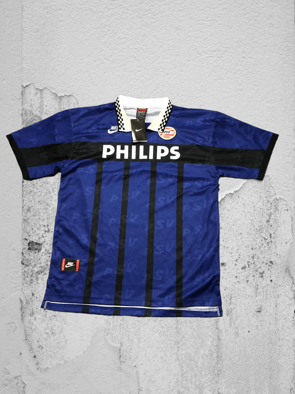 Nike T-Shirt Nike blue big print PHILIPS Y2K Vintage size XL Size US XL / EU 56 / 4 - 1 Thumbnail