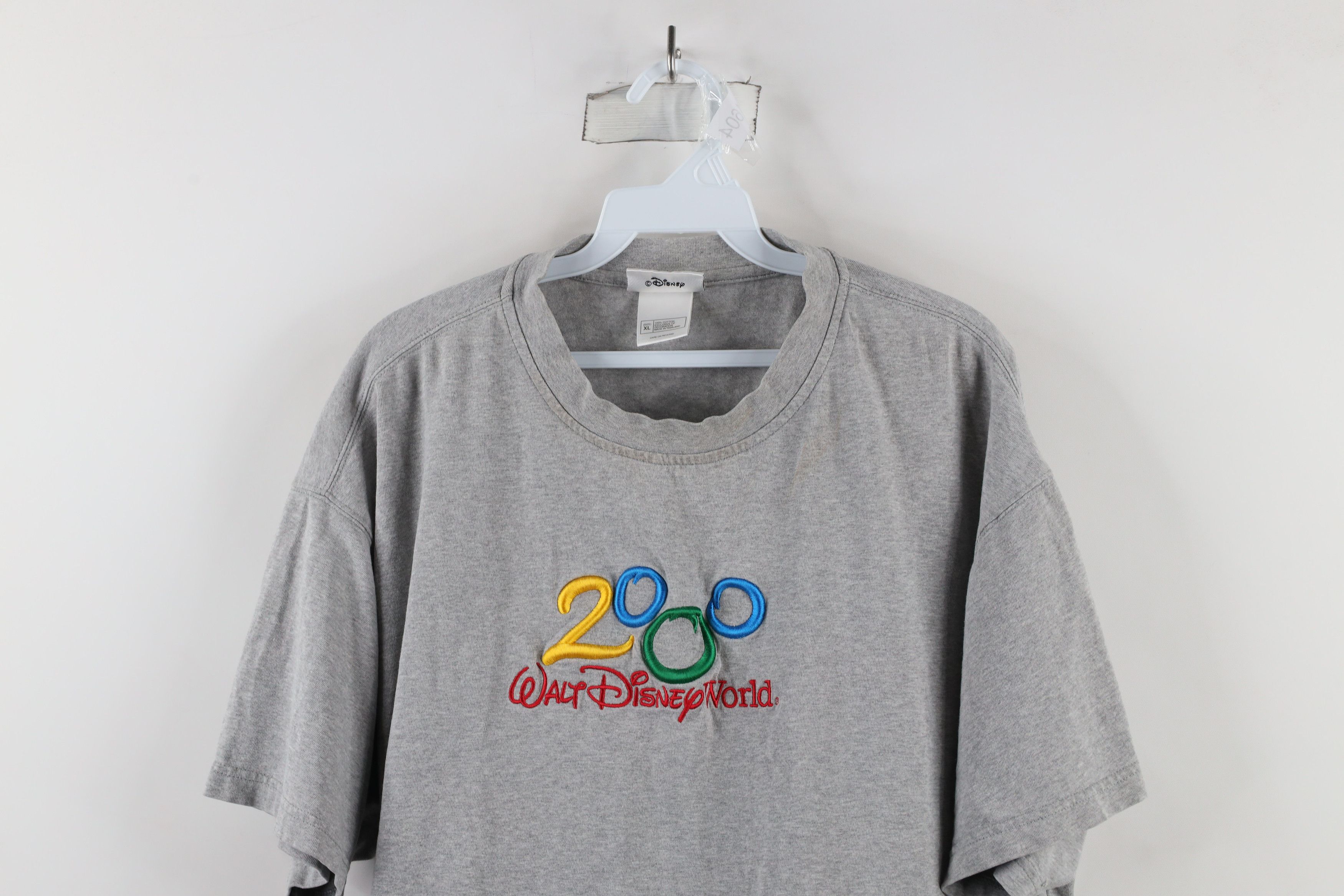 Vintage Vintage Y2K 2000 Walt Disney World Out Short Sleeve T-Shirt Size US XL / EU 56 / 4 - 2 Thumbnail