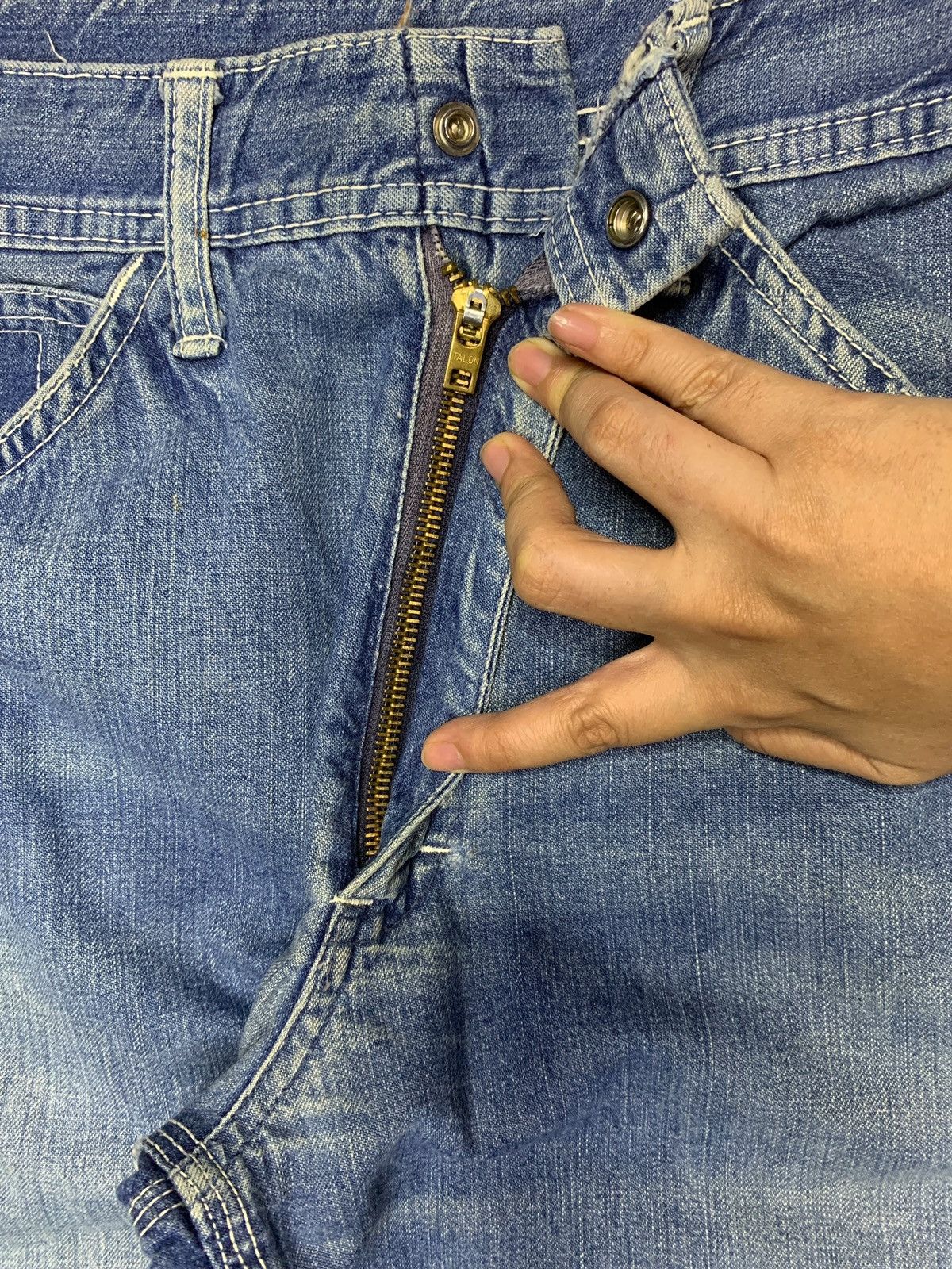 Japanese Brand Vintage Japanese Brand Blue Wash Carpenter Baggy Jeans Size US 26 / EU 42 - 4 Thumbnail