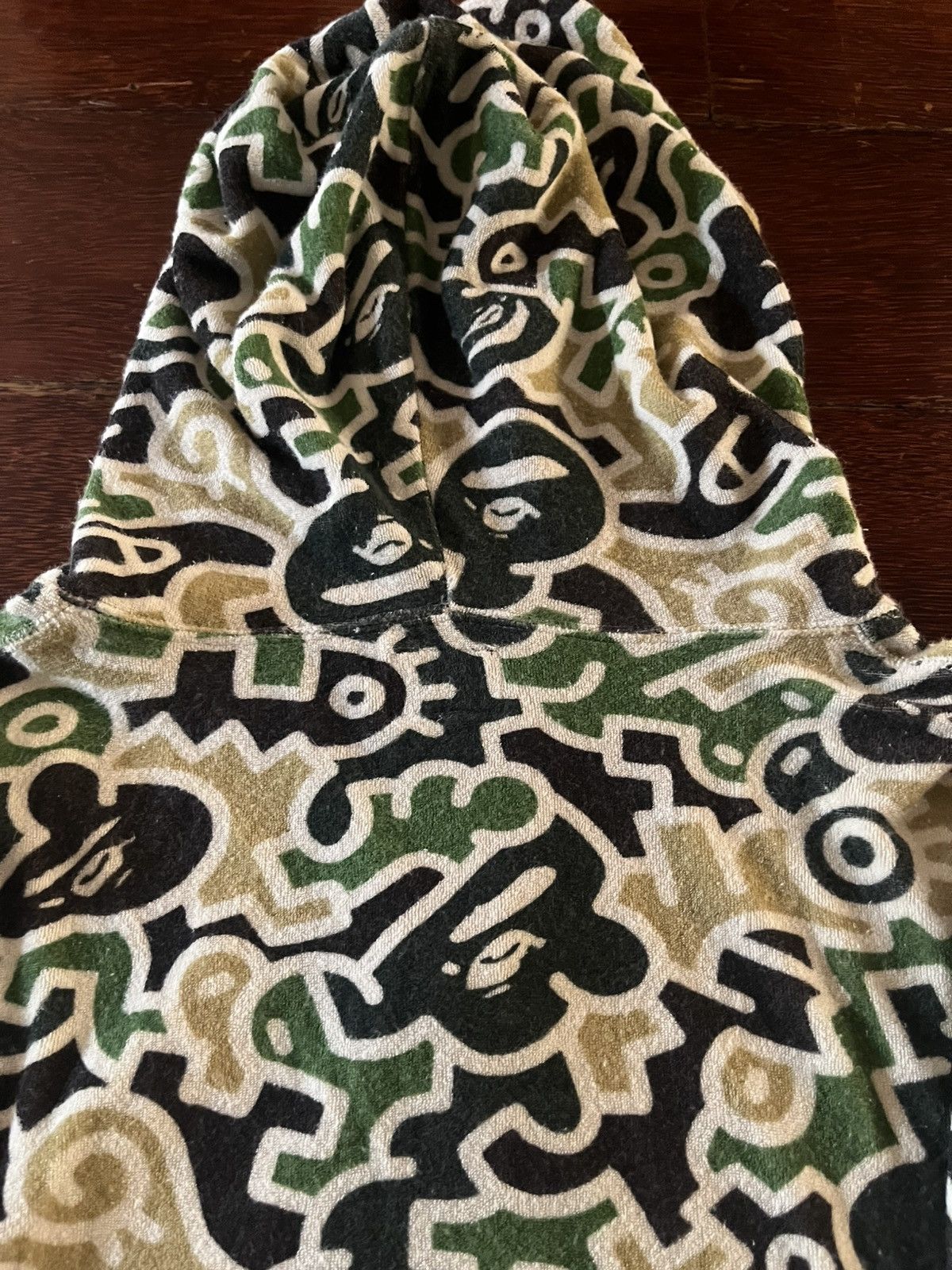 Bape Bape Keith Haring Camo zip Hoodie Rare Size US L / EU 52-54 / 3 - 3 Thumbnail
