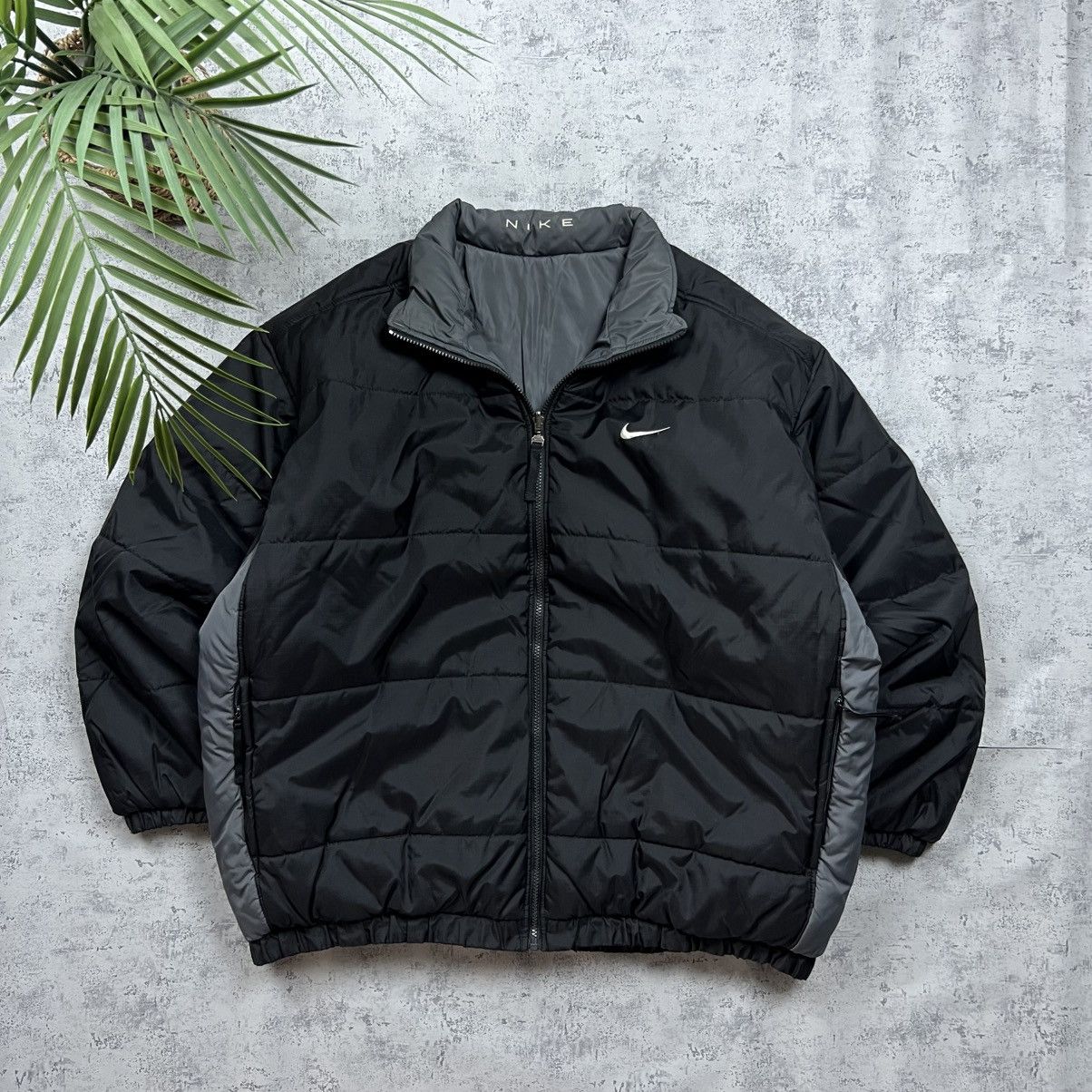 Nike 90s NIKE REVERSIBLE VINTAGE OVERSIZED PUFFER DOWN JACKET Size US XL / EU 56 / 4 - 2 Thumbnail