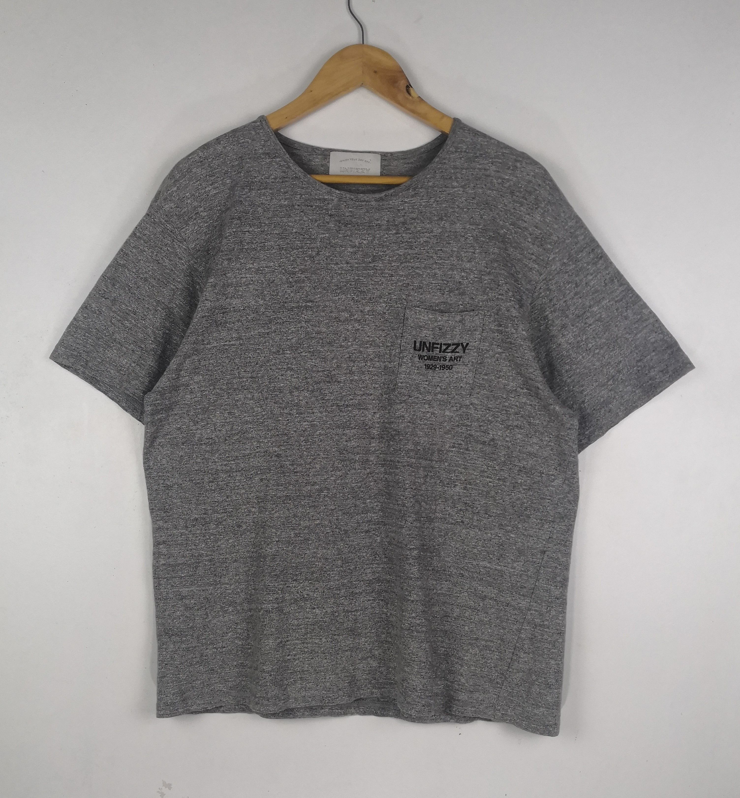Vintage Vintage Unfizzy T-Shirt Big Logo Spellout Size US L / EU 52-54 / 3 - 2 Thumbnail