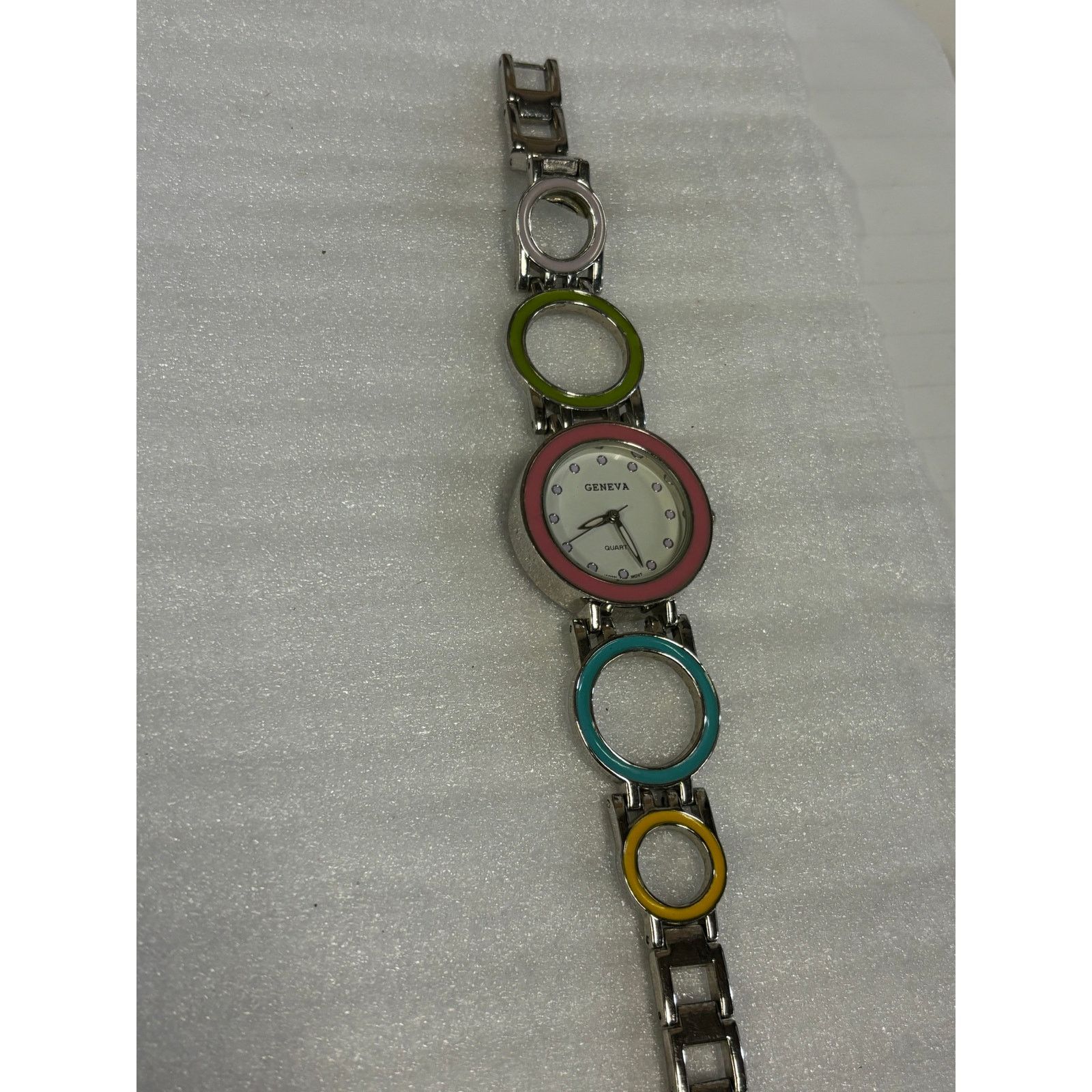 Geneva Geneva Women’s Watch. New Battery! Size ONE SIZE - 6 Thumbnail