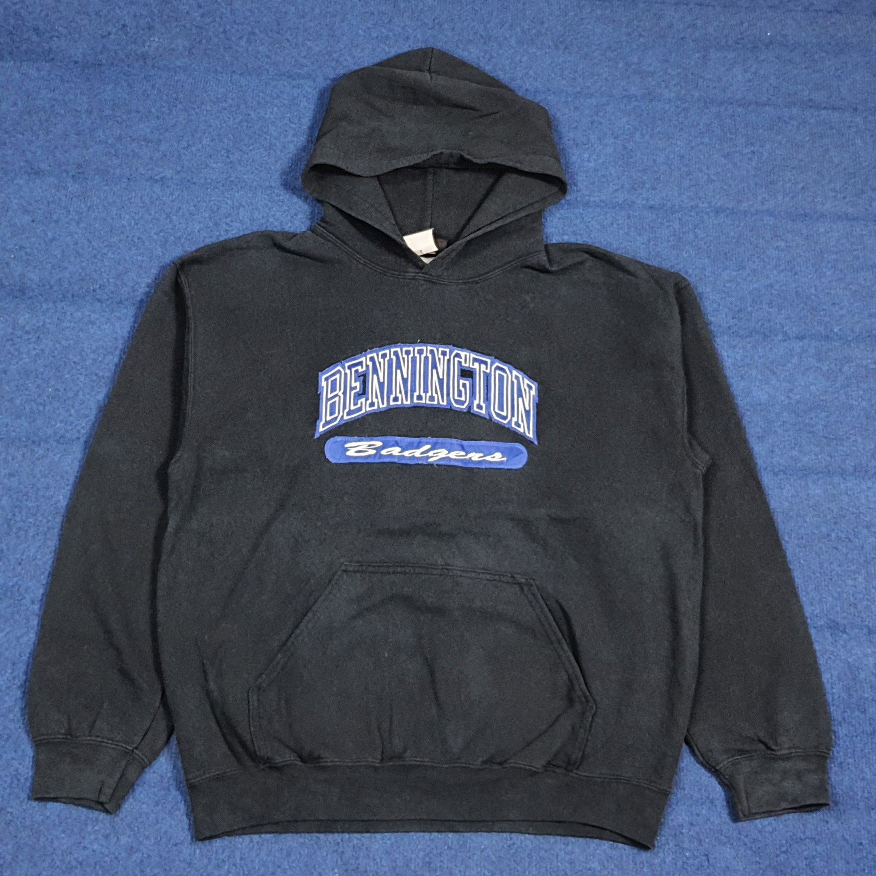 Vintage Vintage 90s Collegiate Bennington Badgers Hoodie C284N15 Size US M / EU 48-50 / 2 - 1 Thumbnail