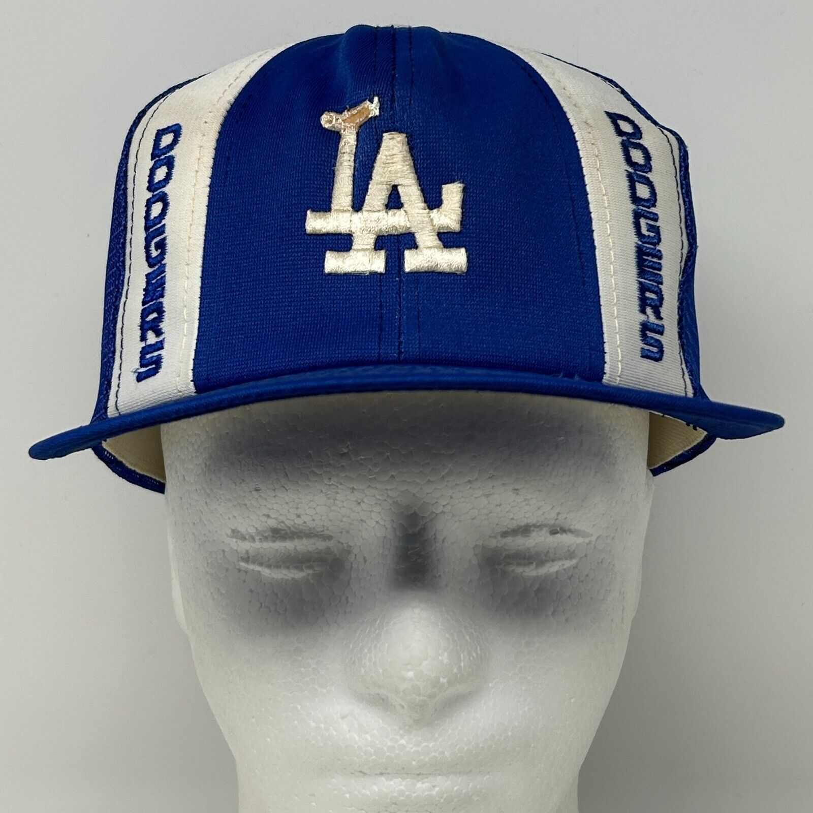 Vintage Vintage Los Angeles LA Dodgers Trucker Hat Baseball Cap Blue Size ONE SIZE - 2 Thumbnail