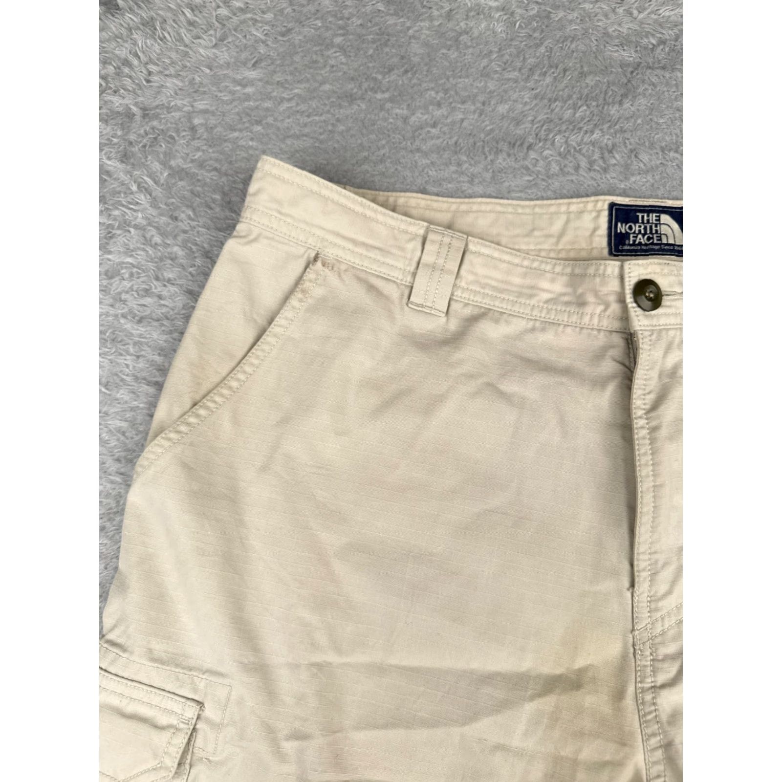 The North Face The North Face Shorts Men 40 Beige Cargo Cotton Blend Rip-Stop Hike 37x12 Size US 40 / EU 56 - 4 Thumbnail