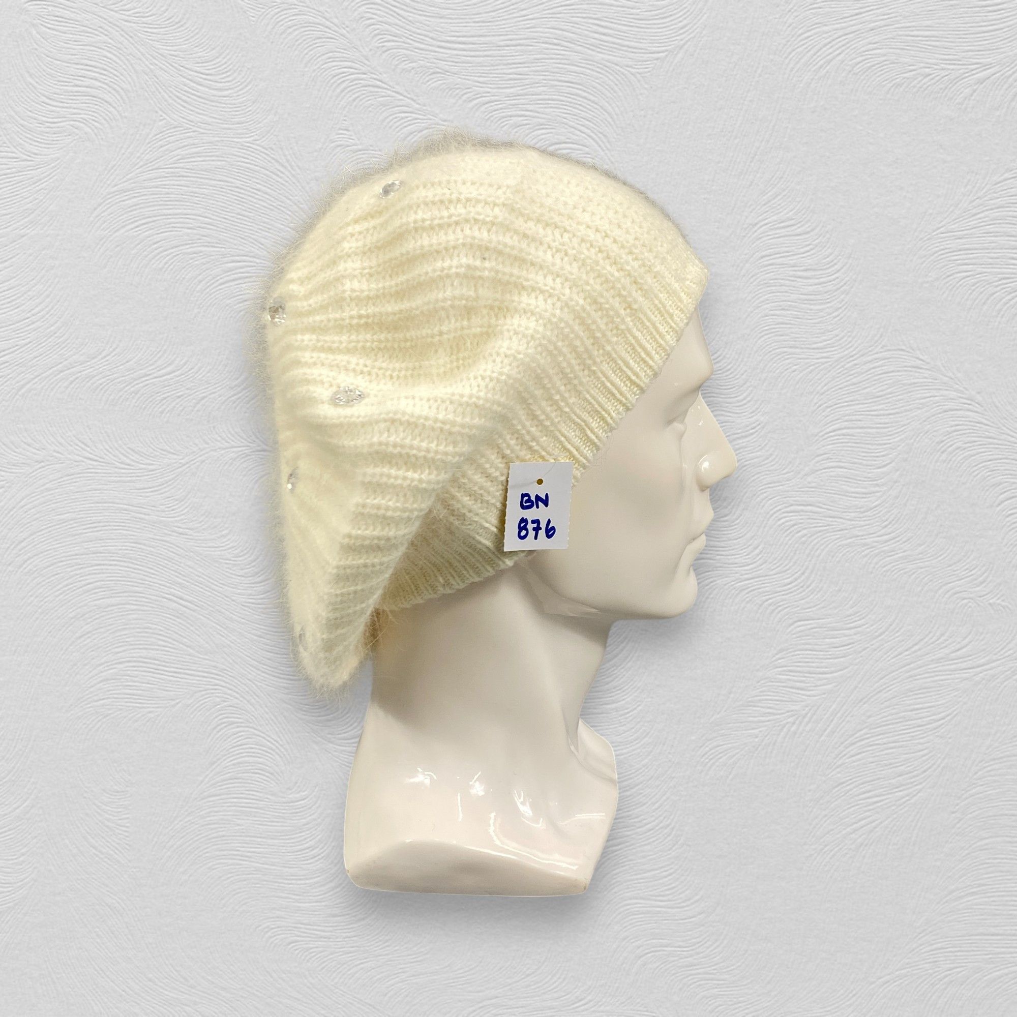 Japanese Brand White Knit Baret With Diamond -BN876 Size ONE SIZE - 4 Thumbnail
