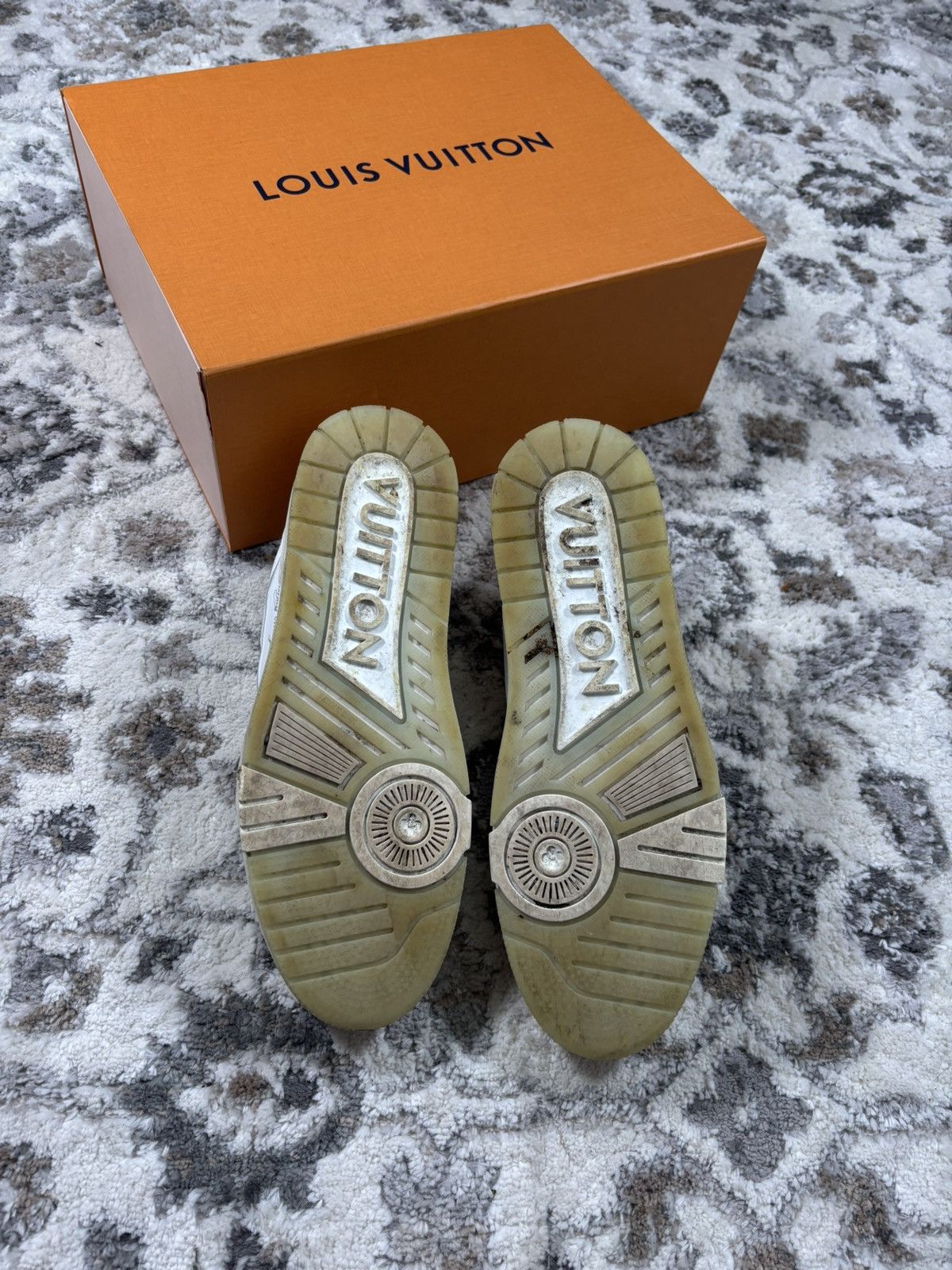 Louis Vuitton Louis Vuitton 1954 Trainers Size US 9 / EU 42 - 7 Thumbnail