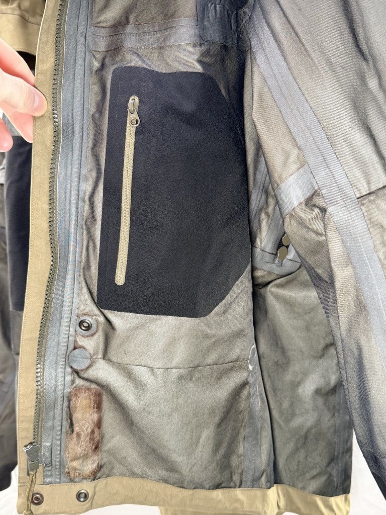 Arc'teryx ARCTERYX LEAF Alpha Gen 1 Crocodile Gore Tex Jacket Size US M / EU 48-50 / 2 - 18 Thumbnail