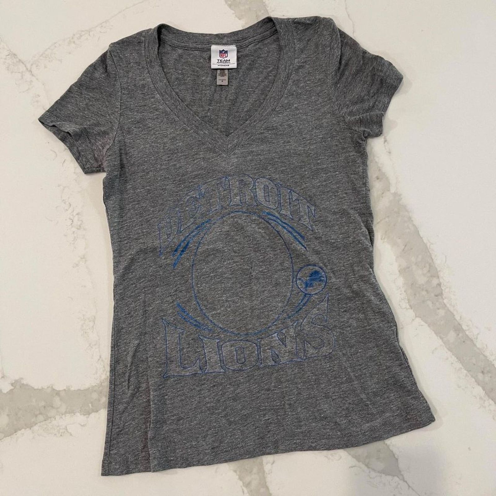 NFL NFL Team Apparel Detroit Lions Gray T Shirt Women’s Small Size S / US 4 / IT 40 - 1 Thumbnail